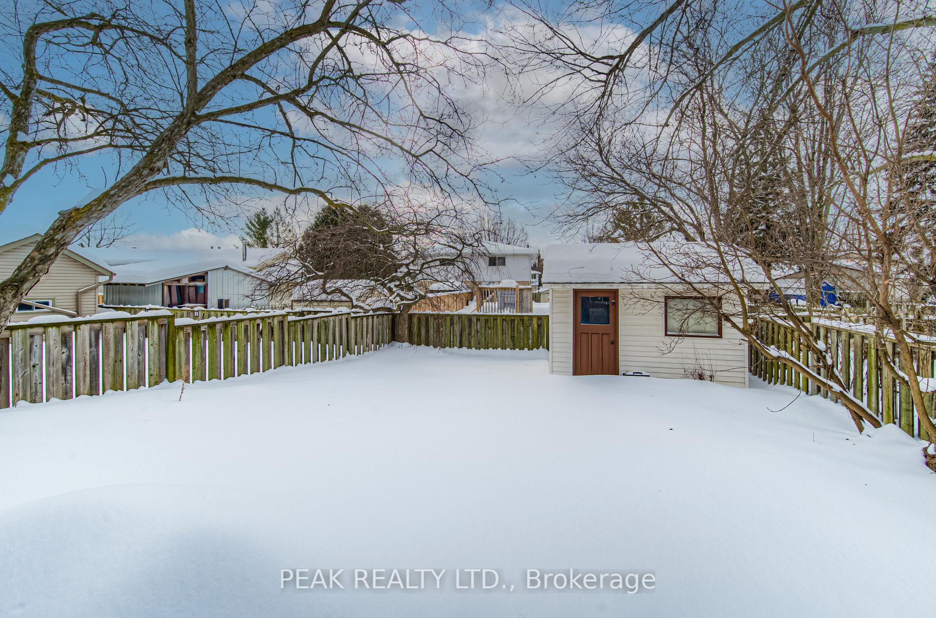Photo 31 of 93 Uxbridge Crescent, Kitchener — HOMEH