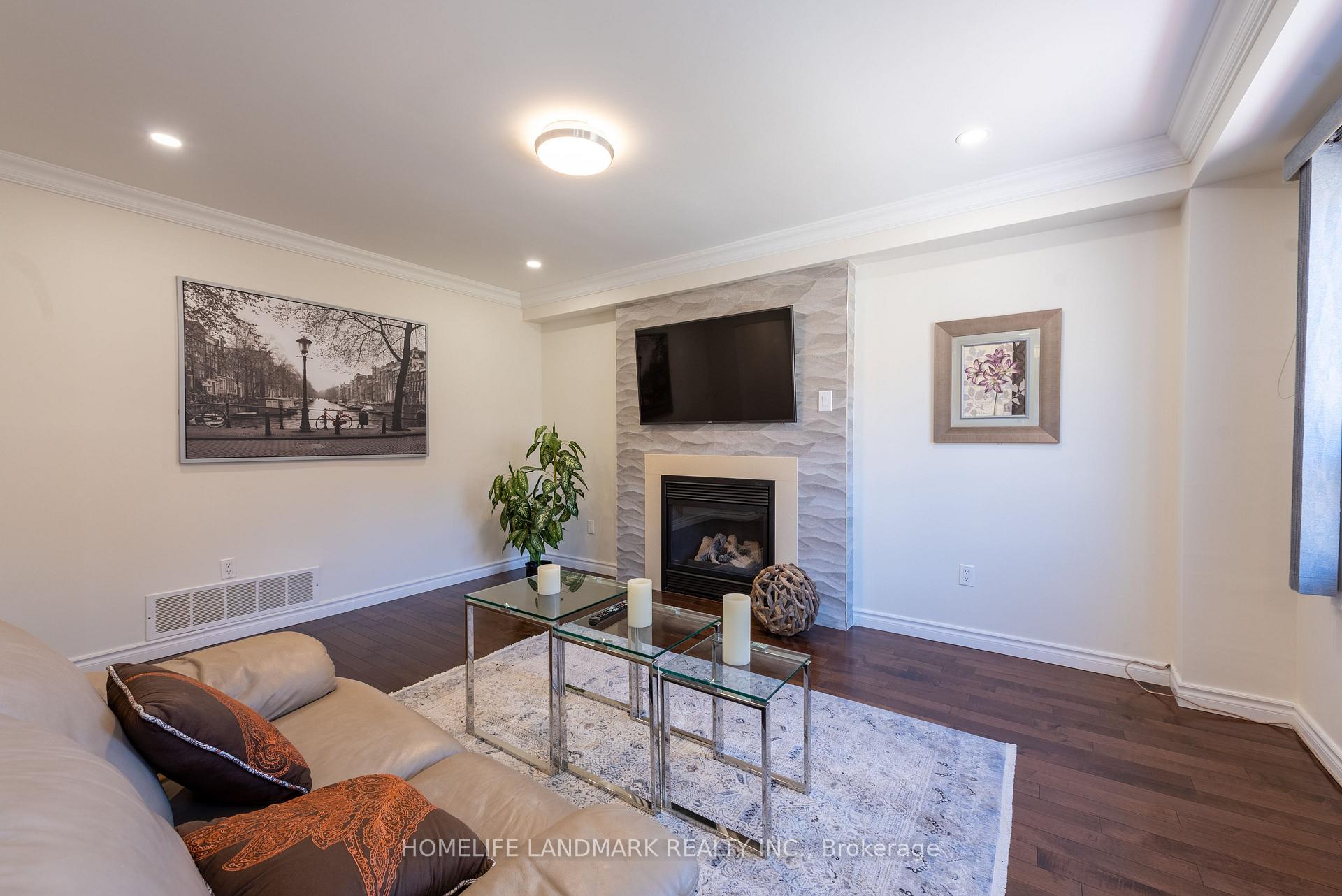 Photo 12 of 537 Raymerville Drive, Markham, Raymerville — HOMEH