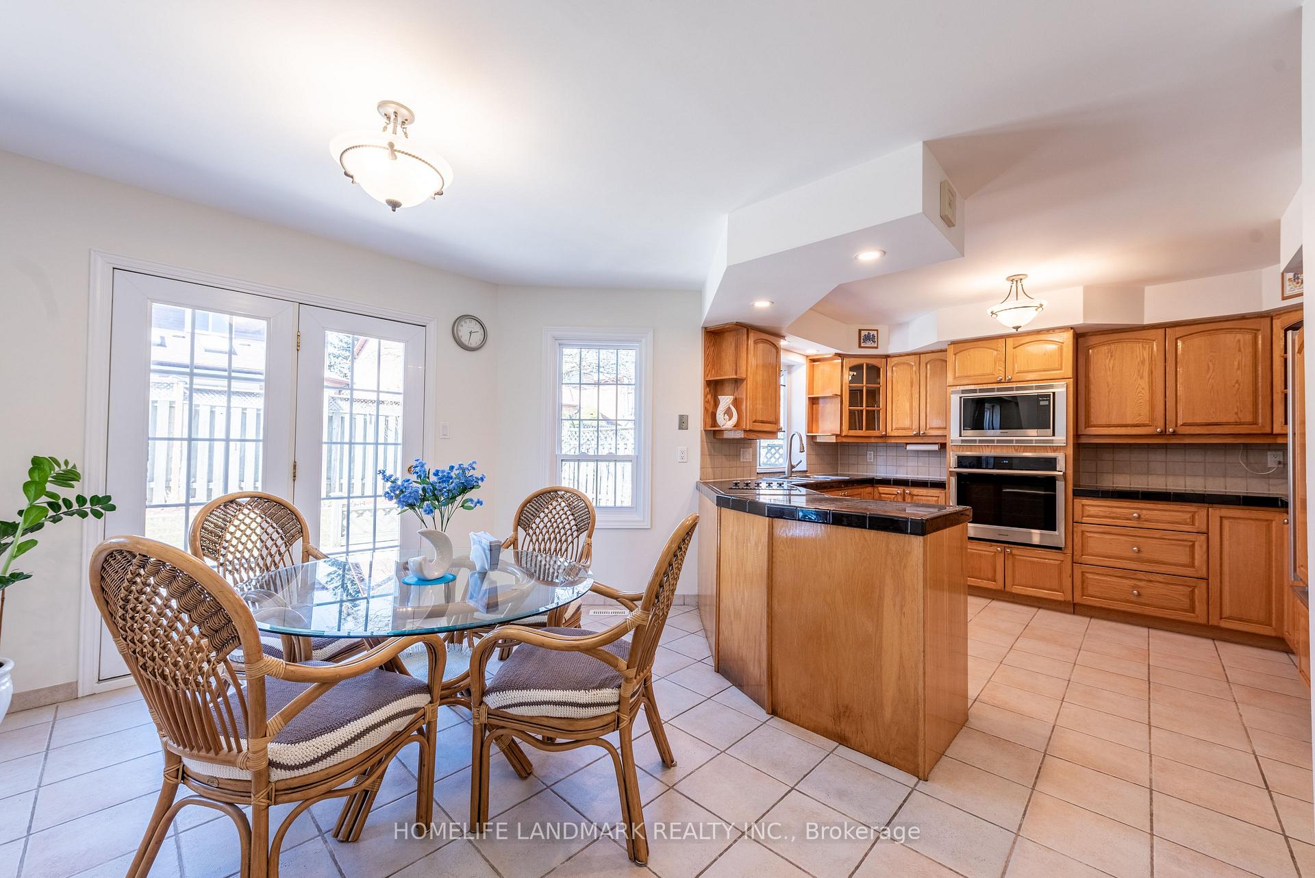 Photo 14 of 537 Raymerville Drive, Markham, Raymerville — HOMEH