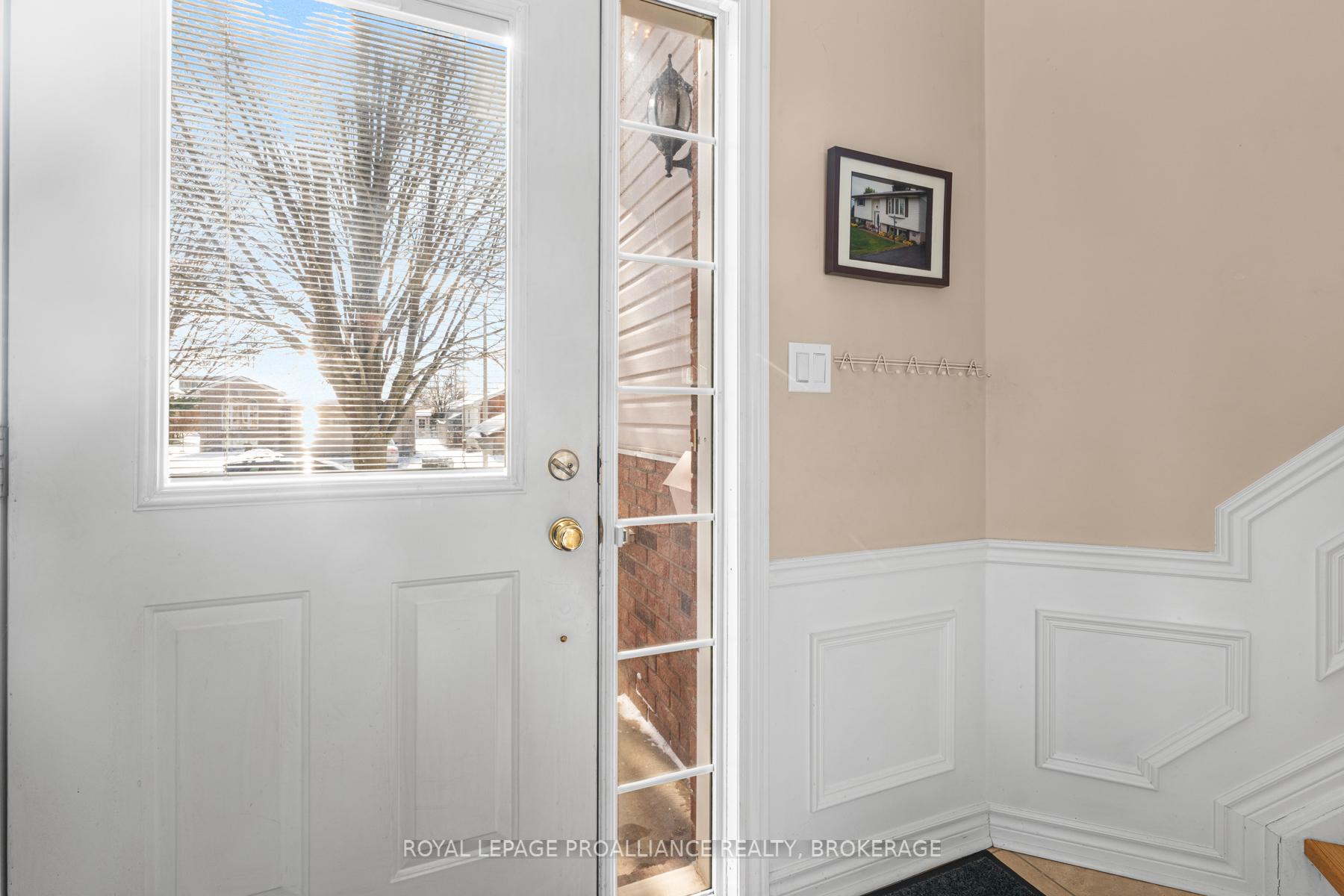 Photo 7 of 922 Lombardy Street, Kingston, South of Taylor-Kidd Blvd — HOMEH