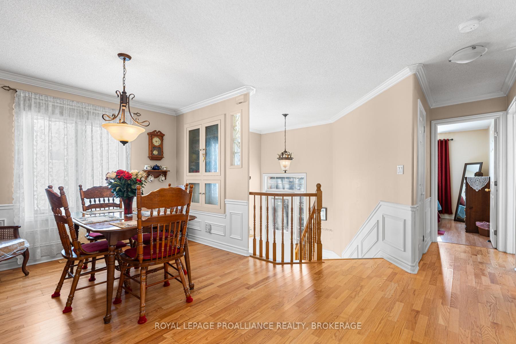 Photo 20 of 922 Lombardy Street, Kingston, South of Taylor-Kidd Blvd — HOMEH