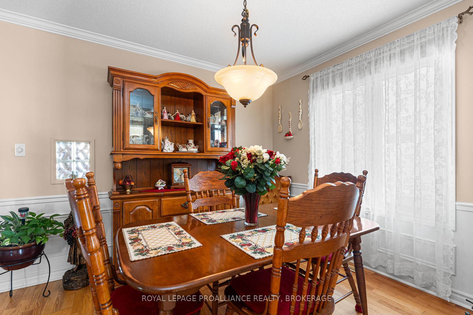 Photo 21 of 922 Lombardy Street, Kingston, South of Taylor-Kidd Blvd — HOMEH