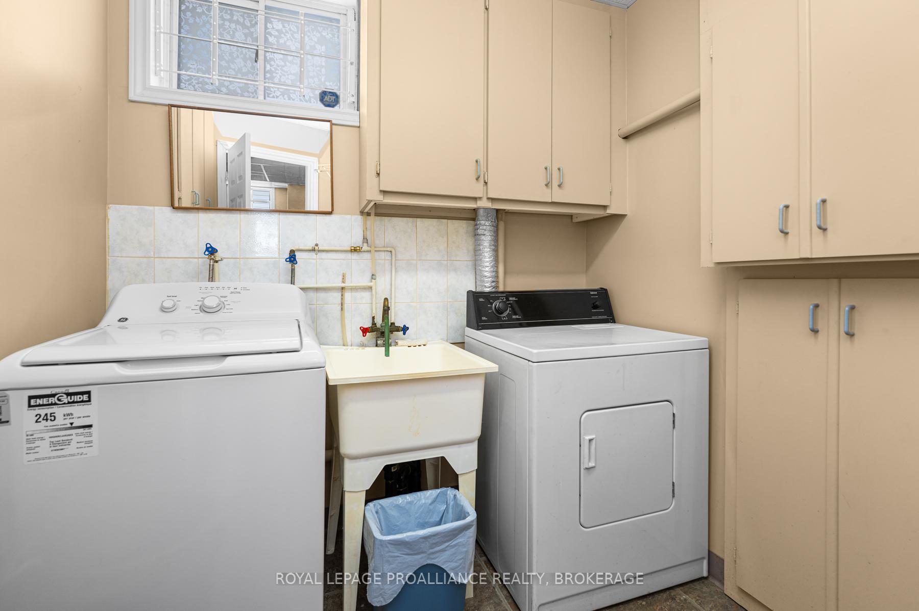 Photo 41 of 922 Lombardy Street, Kingston, South of Taylor-Kidd Blvd — HOMEH