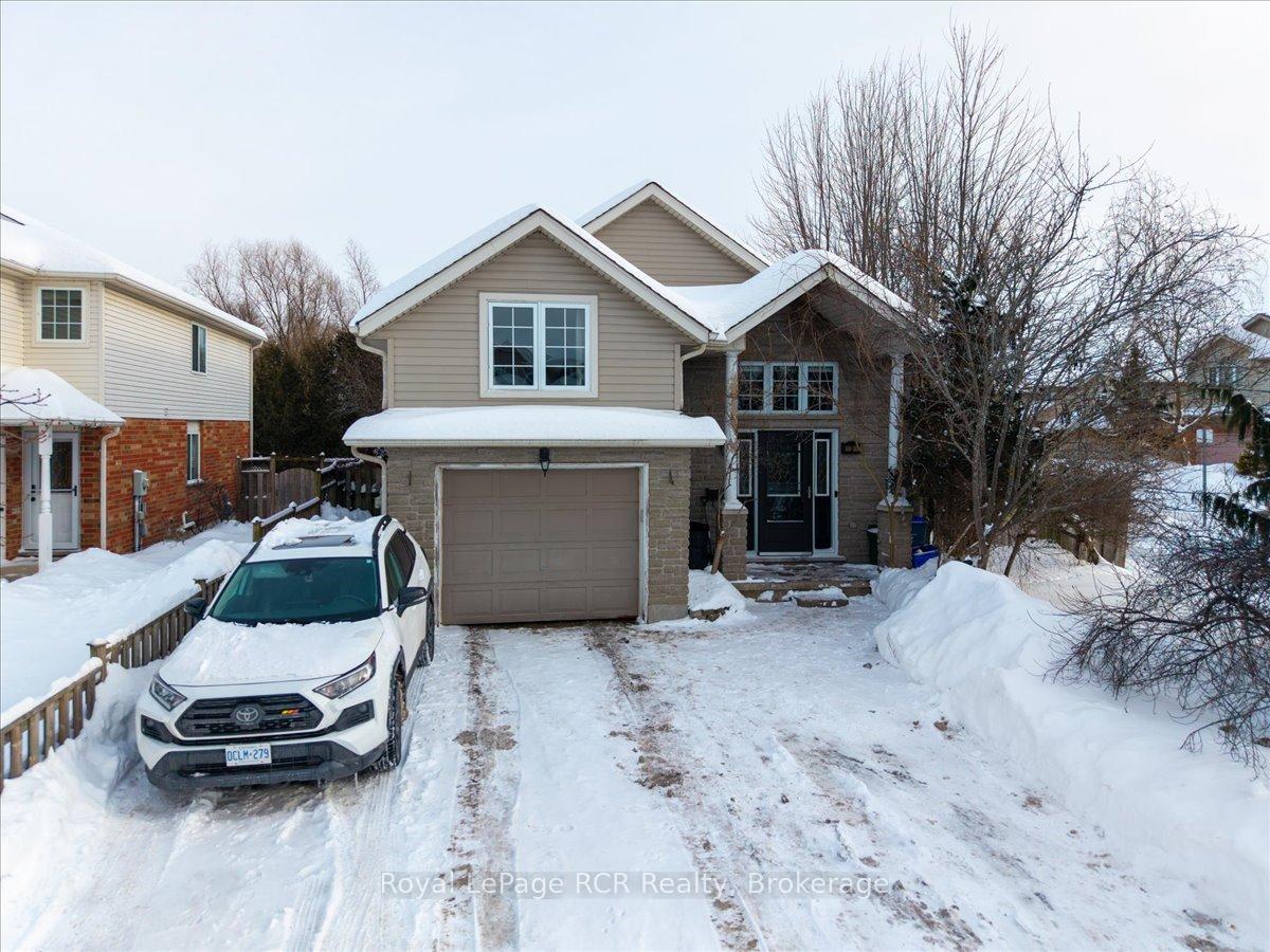Front of 3 Wisteria Court