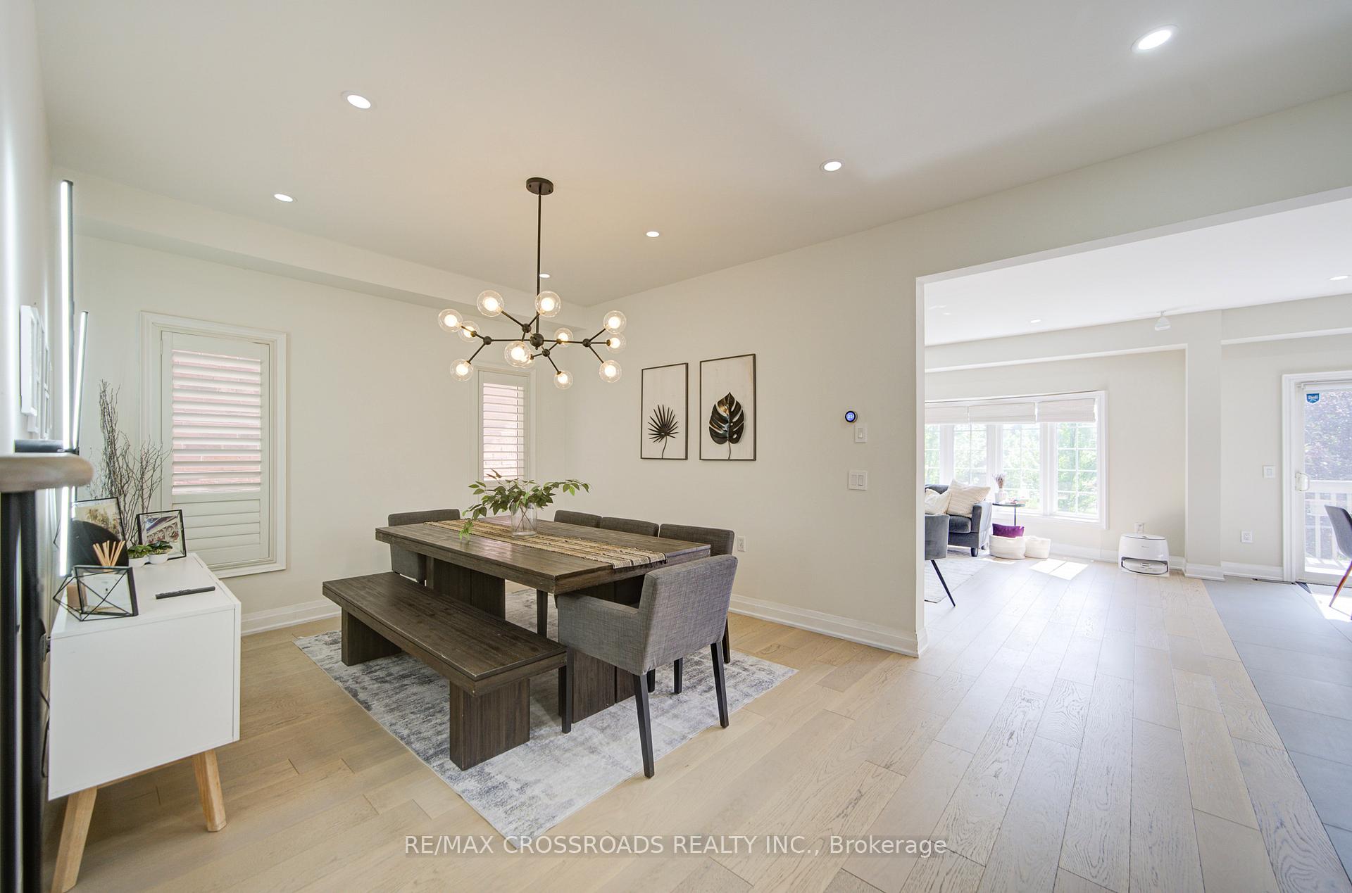 Photo 6 of 3 Park Place Drive, Markham, Greensborough — HOMEH