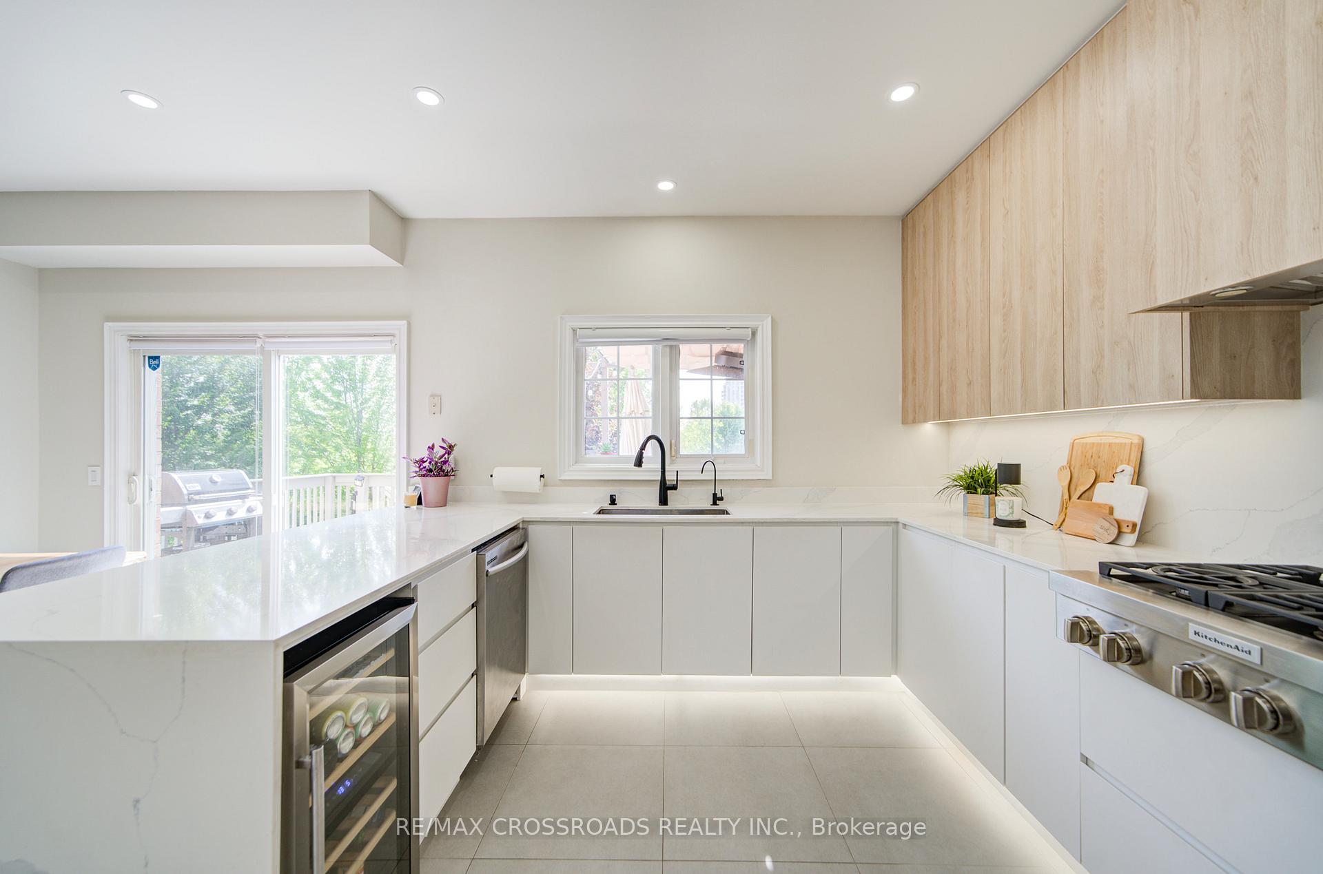 Photo 13 of 3 Park Place Drive, Markham, Greensborough — HOMEH
