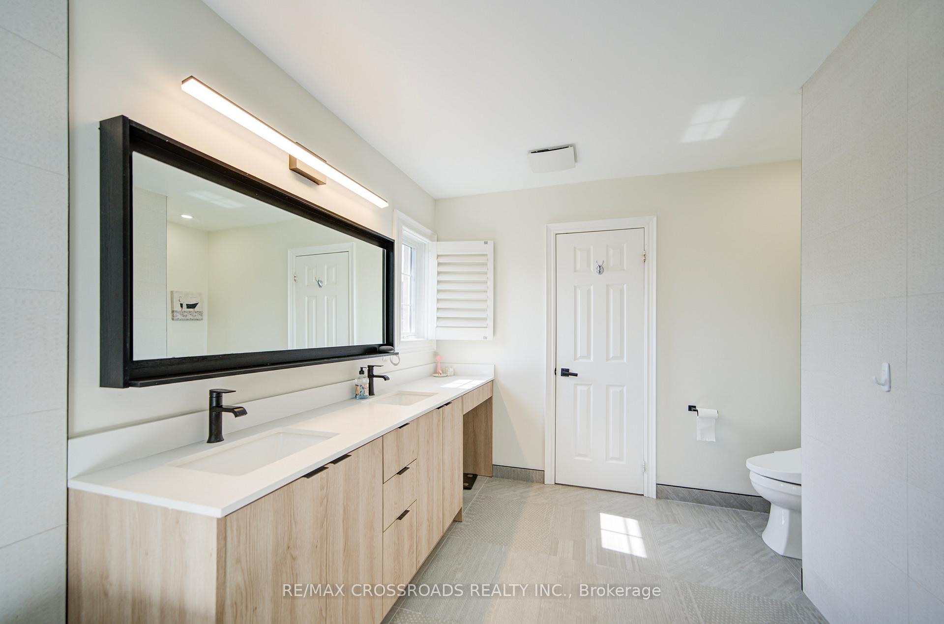Photo 20 of 3 Park Place Drive, Markham, Greensborough — HOMEH