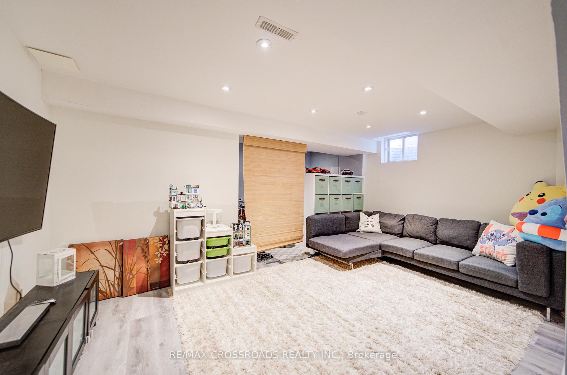 Photo 28 of 3 Park Place Drive, Markham, Greensborough — HOMEH