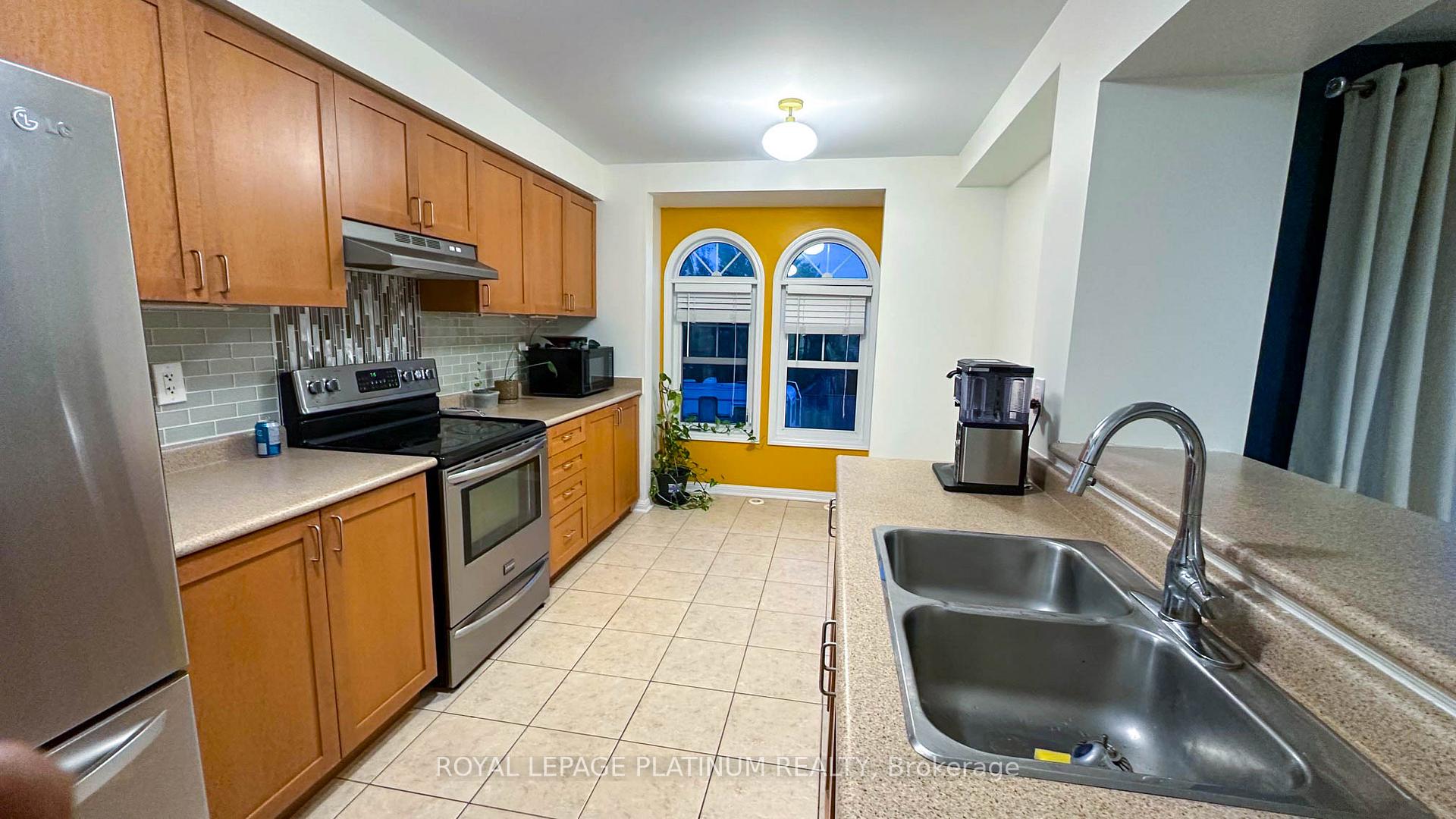 Photo 11 of 471 Dalhousie Gate, Milton, Willmott — HOMEH