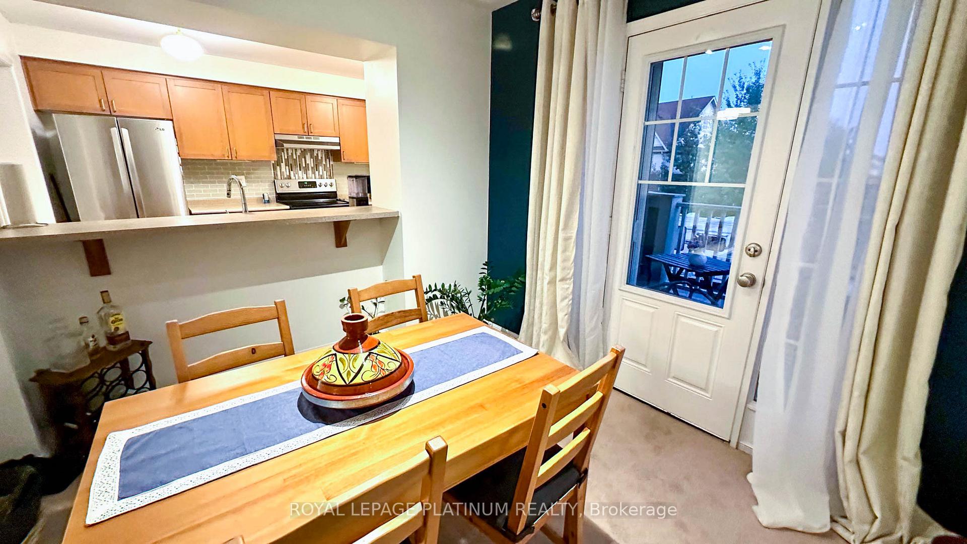 Photo 12 of 471 Dalhousie Gate, Milton, Willmott — HOMEH