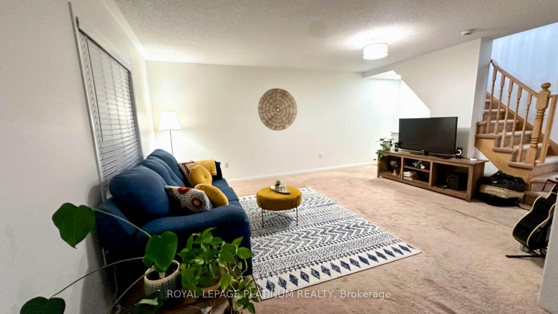 Photo 15 of 471 Dalhousie Gate, Milton, Willmott — HOMEH