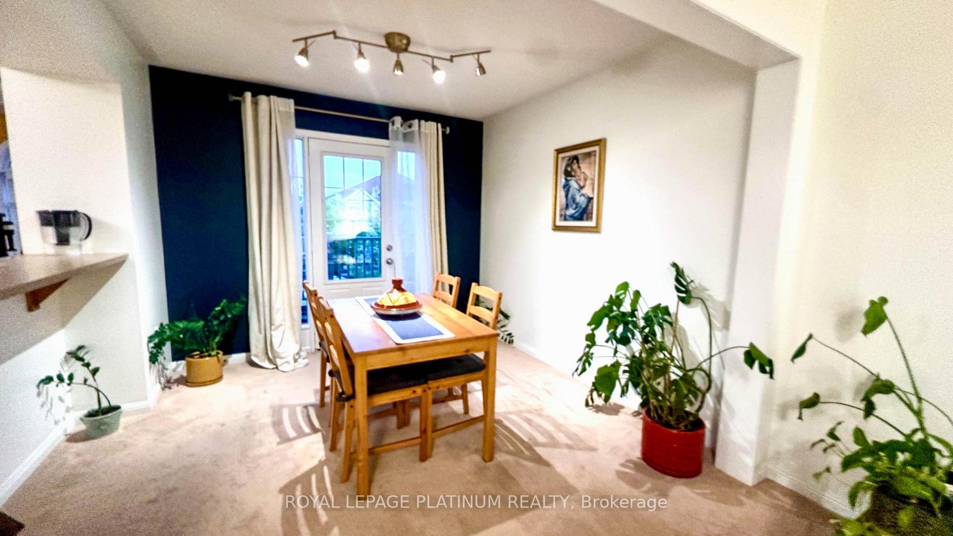 Photo 16 of 471 Dalhousie Gate, Milton, Willmott — HOMEH