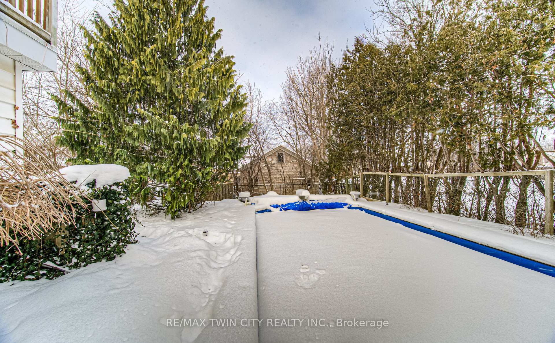 Photo 34 of 103 Vista Crescent, Kitchener — HOMEH