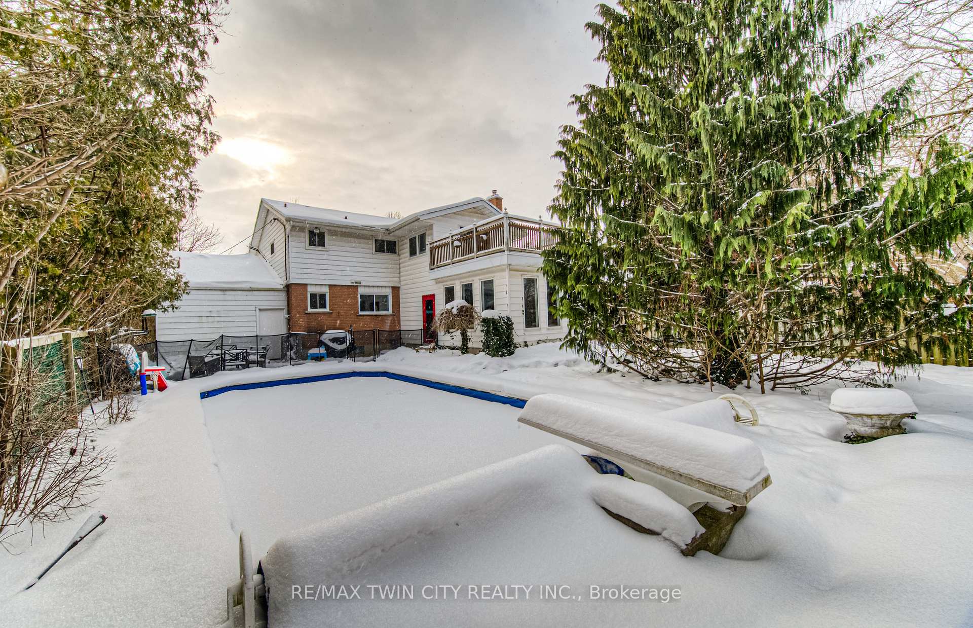 Photo 36 of 103 Vista Crescent, Kitchener — HOMEH