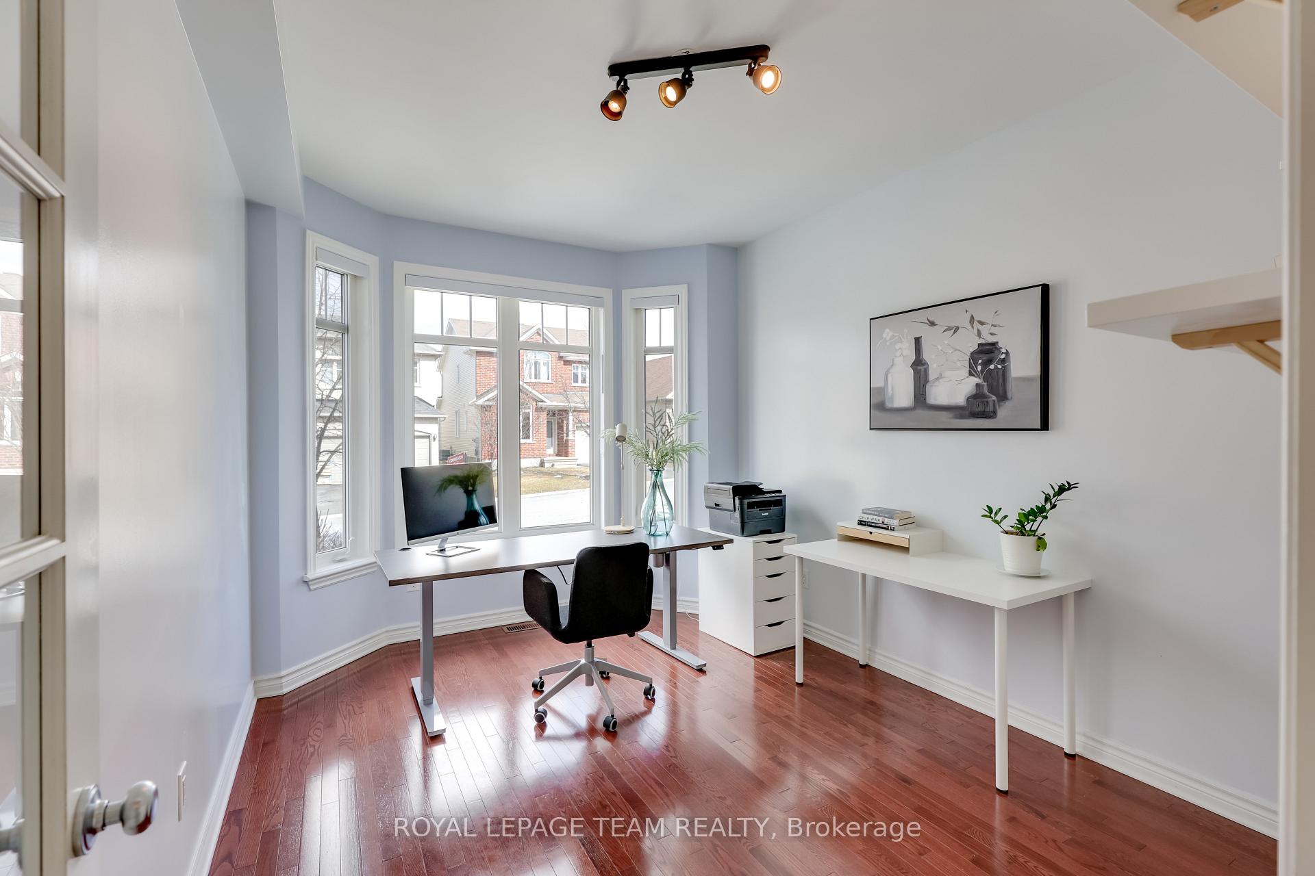Photo 5 of 606 Miro Way, Ottawa, Kanata - Kanata Lakes/Heritage Hills — HOMEH