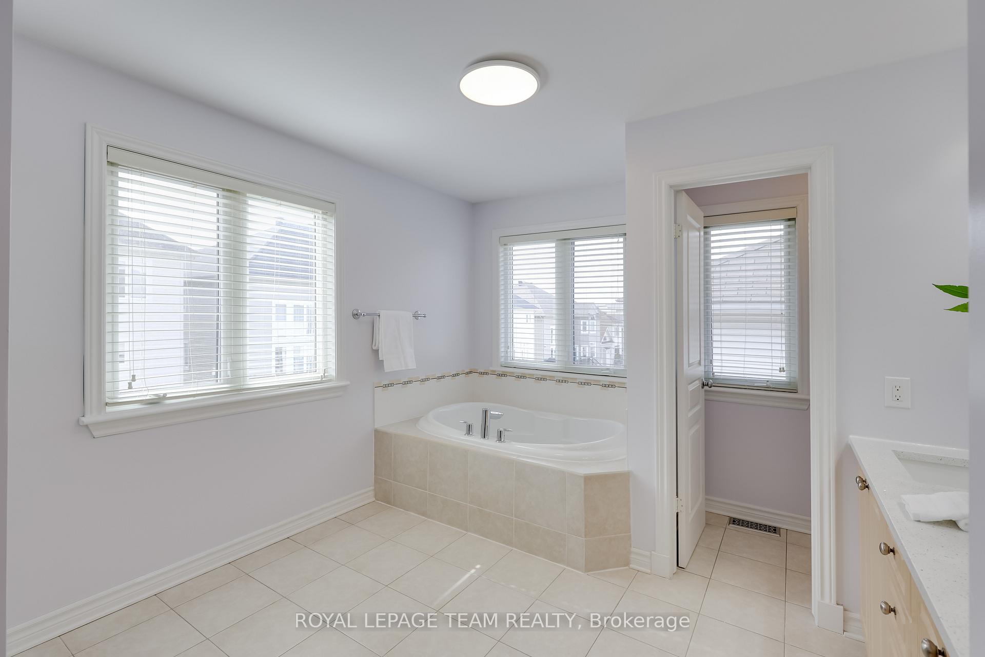 Photo 26 of 606 Miro Way, Ottawa, Kanata - Kanata Lakes/Heritage Hills — HOMEH