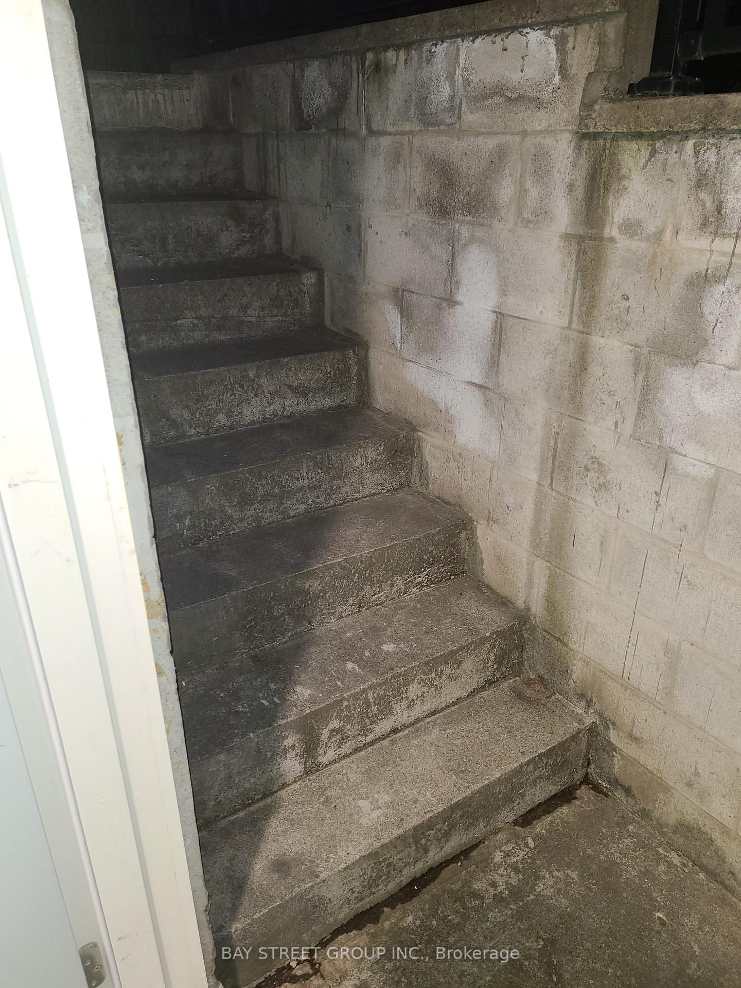Photo 9 of Unit BASEMENT, 38 Ironshield Crescent, Markham, Royal Orchard — HOMEH
