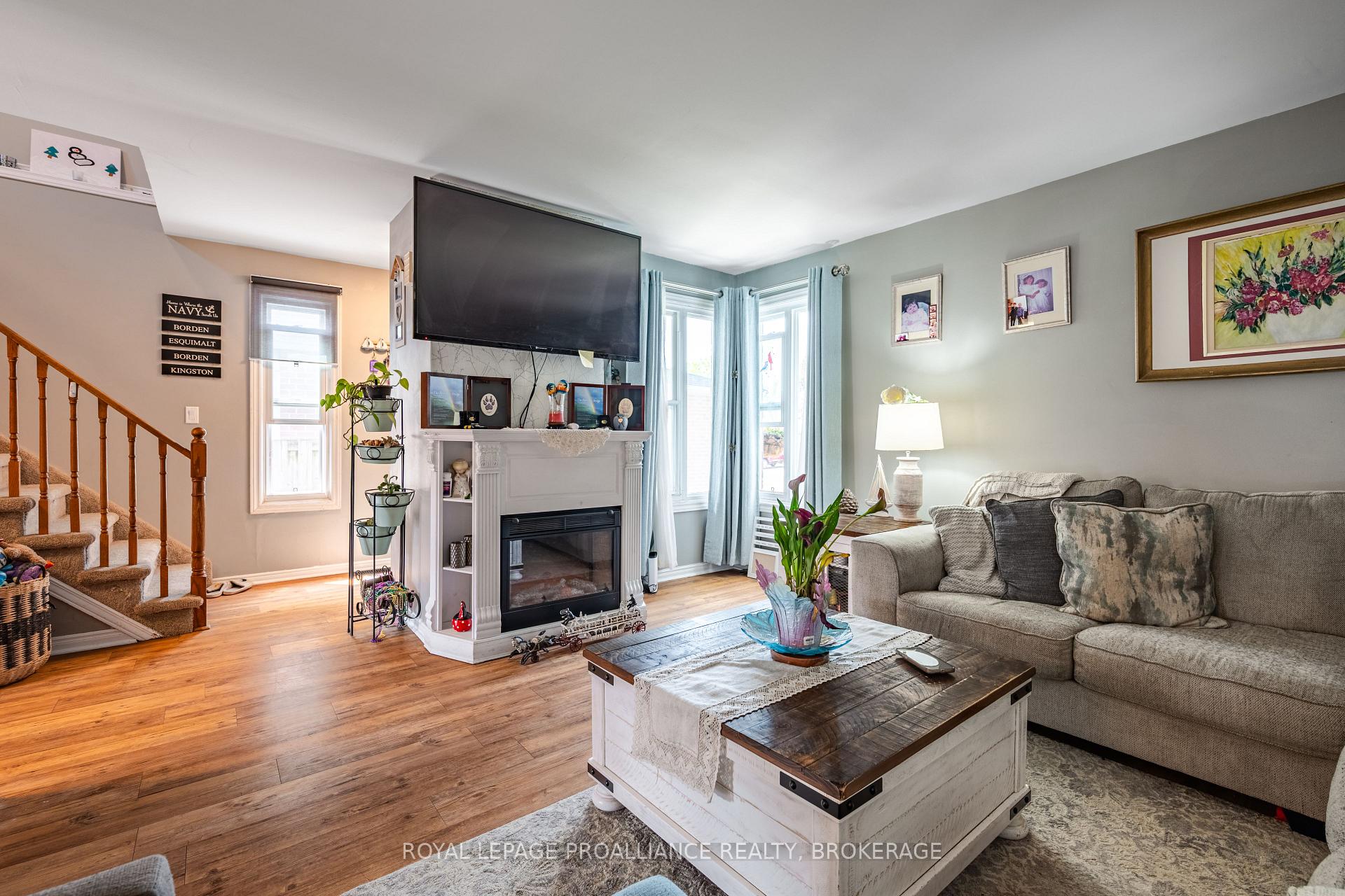 Photo 6 of 587 Davis Drive, Kingston, East Gardiners Rd — HOMEH