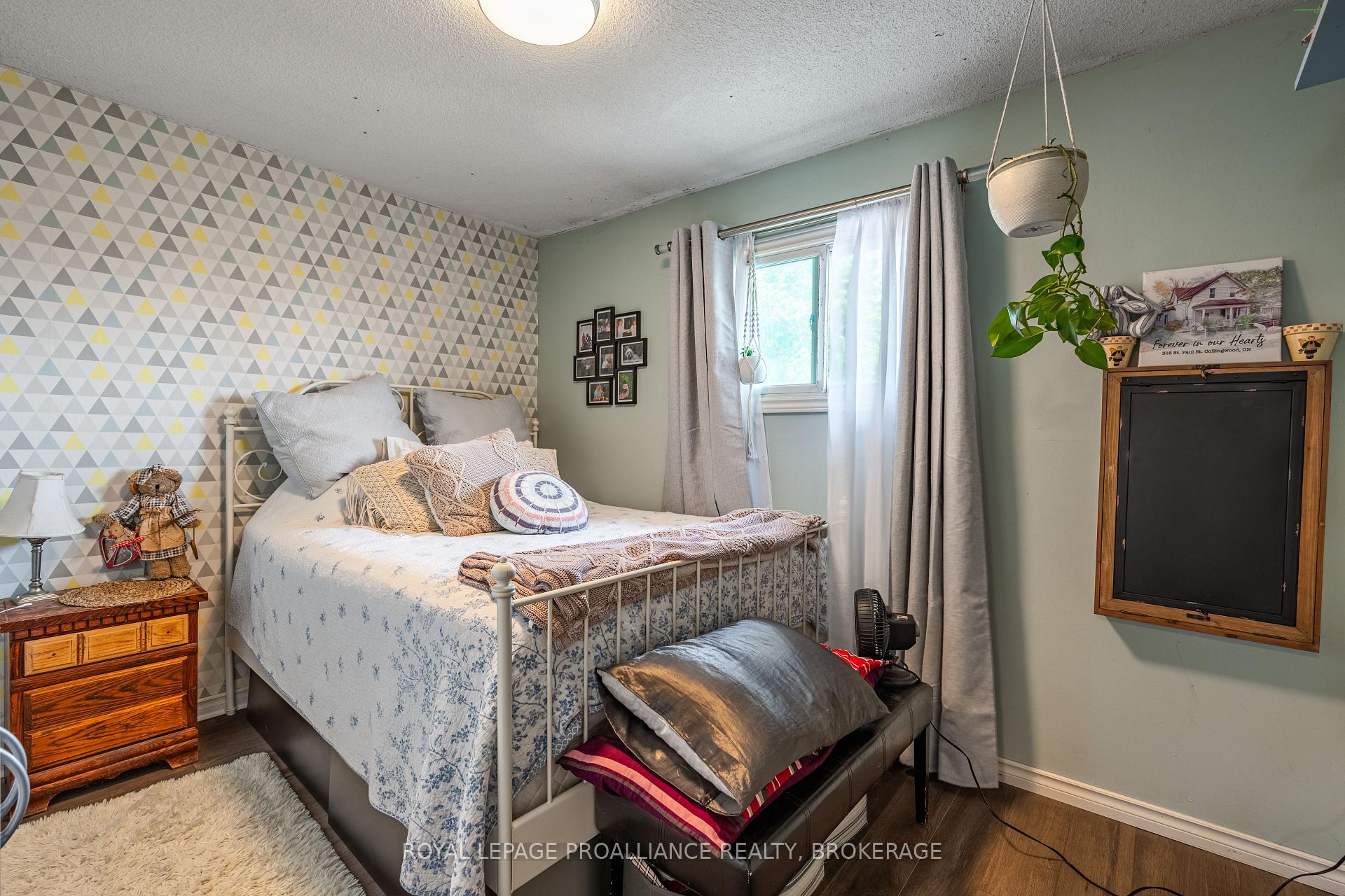 Photo 21 of 587 Davis Drive, Kingston, East Gardiners Rd — HOMEH