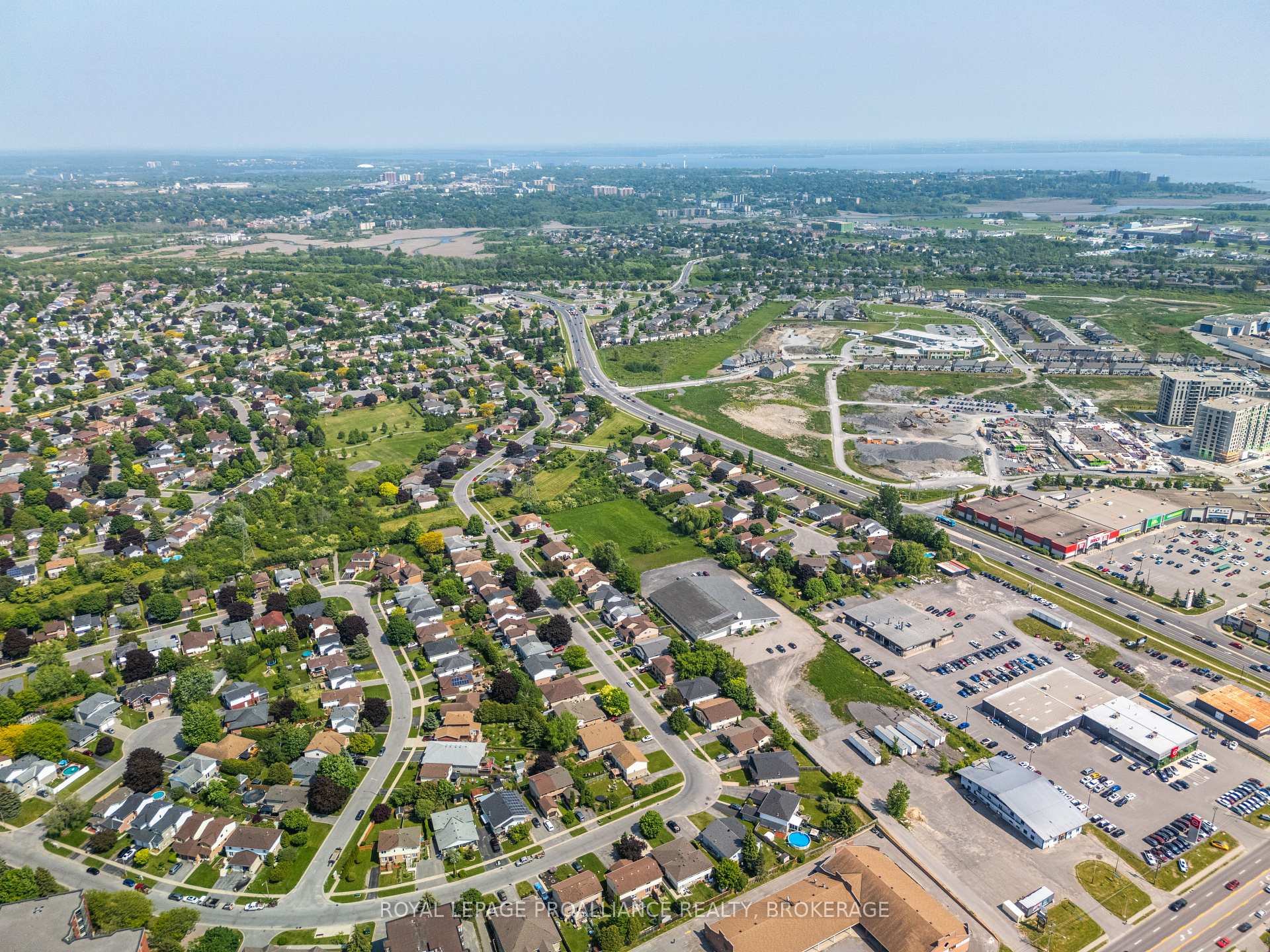 Photo 44 of 587 Davis Drive, Kingston, East Gardiners Rd — HOMEH