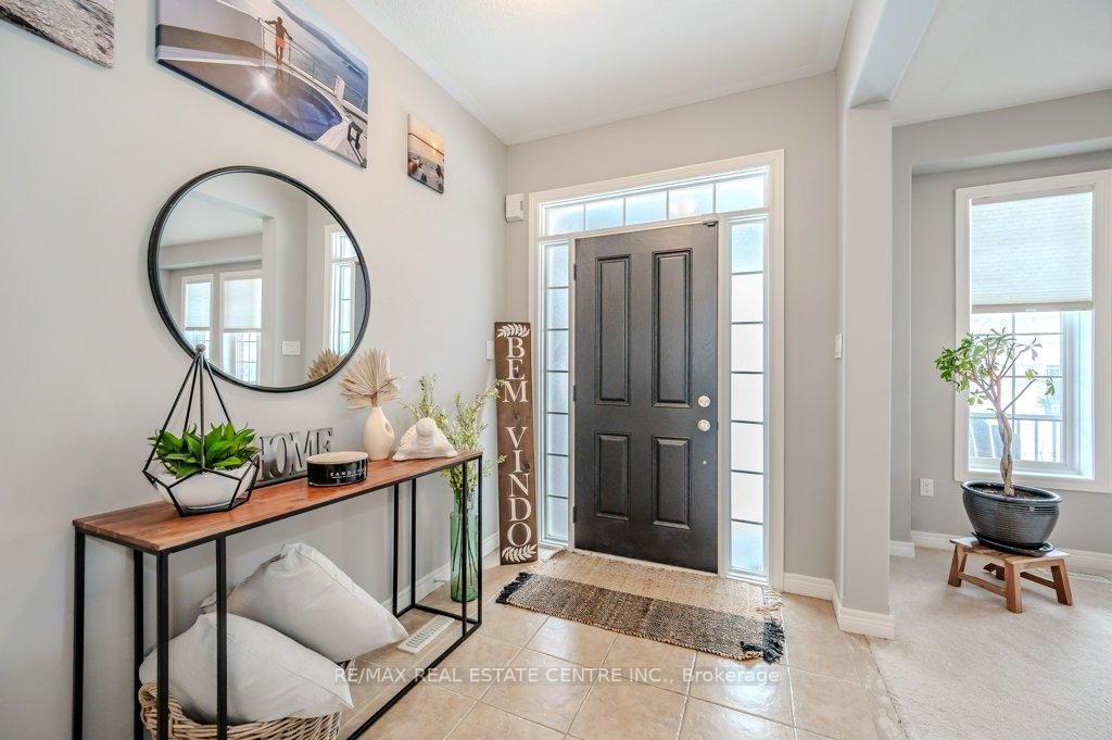 Photo 2 of 127 Janine Street, Kitchener — HOMEH