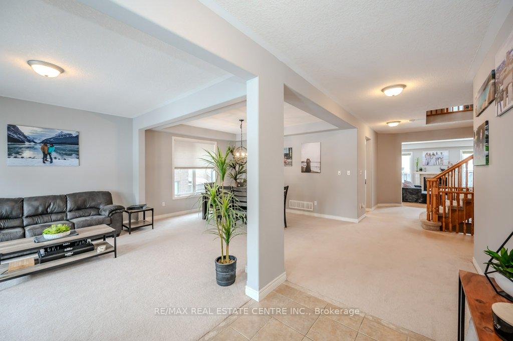 Photo 3 of 127 Janine Street, Kitchener — HOMEH
