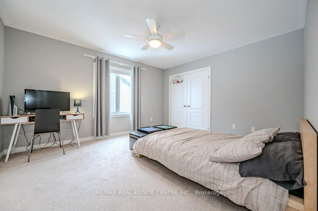 Photo 19 of 127 Janine Street, Kitchener — HOMEH