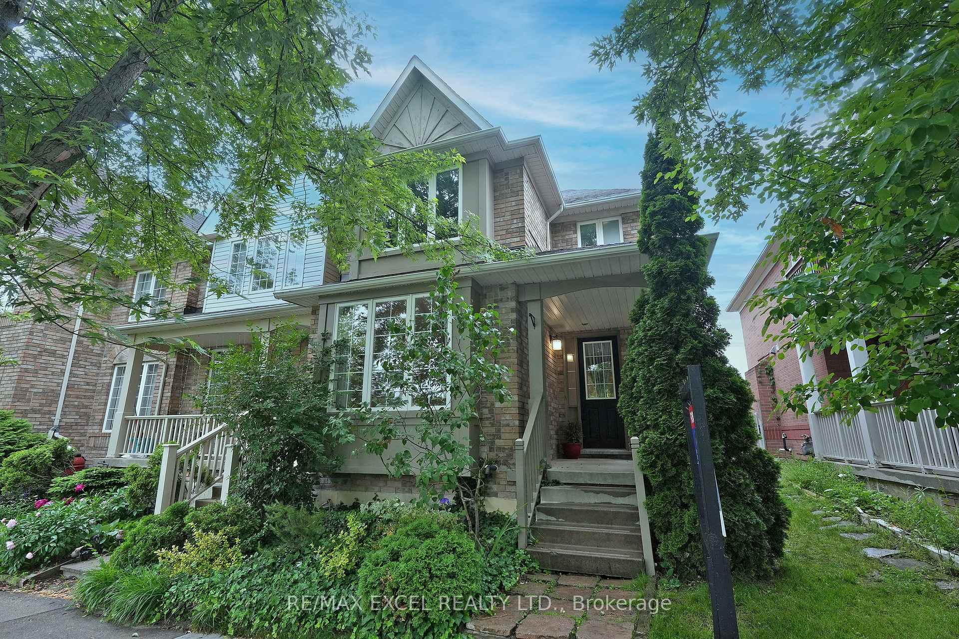 Photo 1 of 318 Country Glen Road, Markham, Cornell — HOMEH