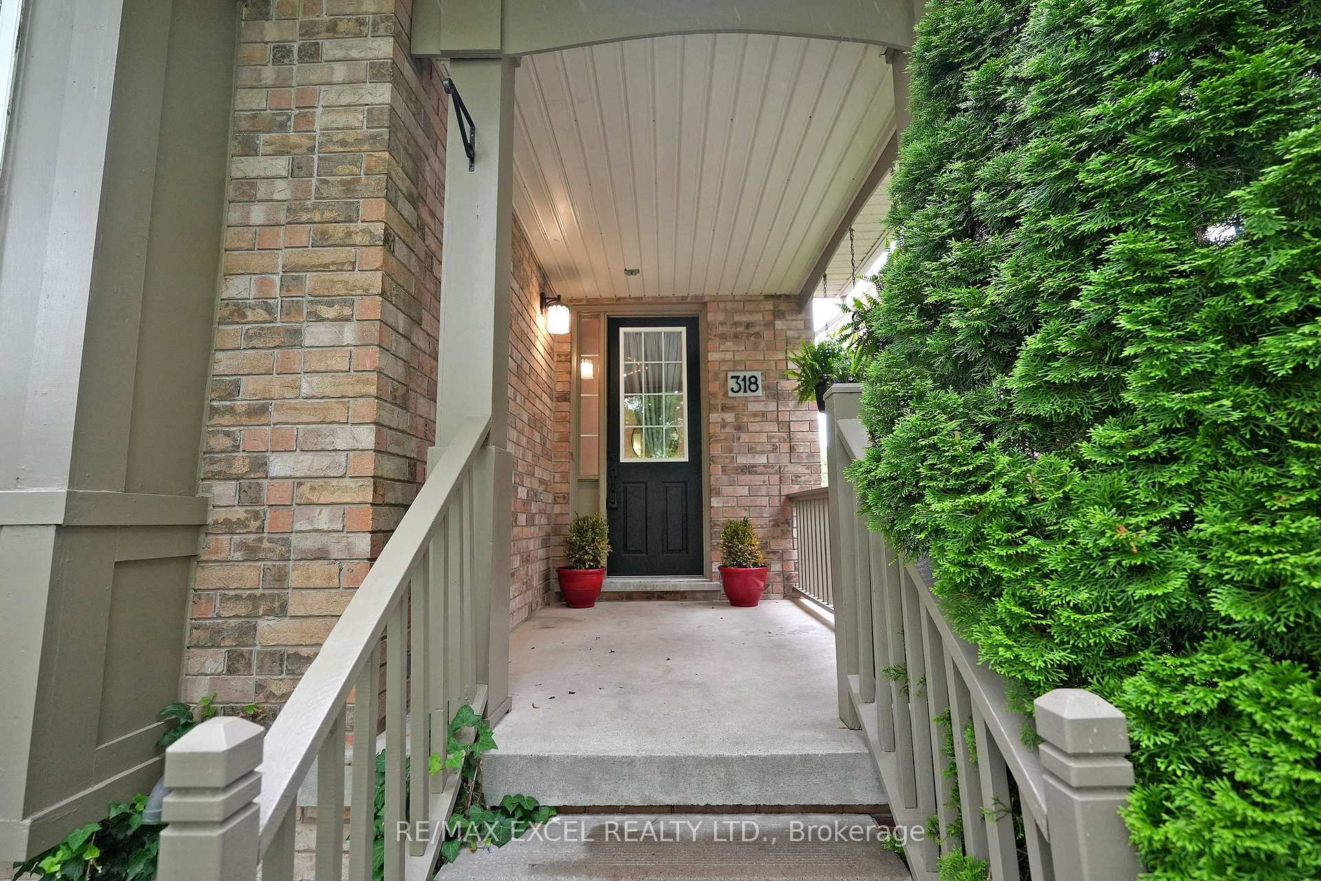 Photo 3 of 318 Country Glen Road, Markham, Cornell — HOMEH