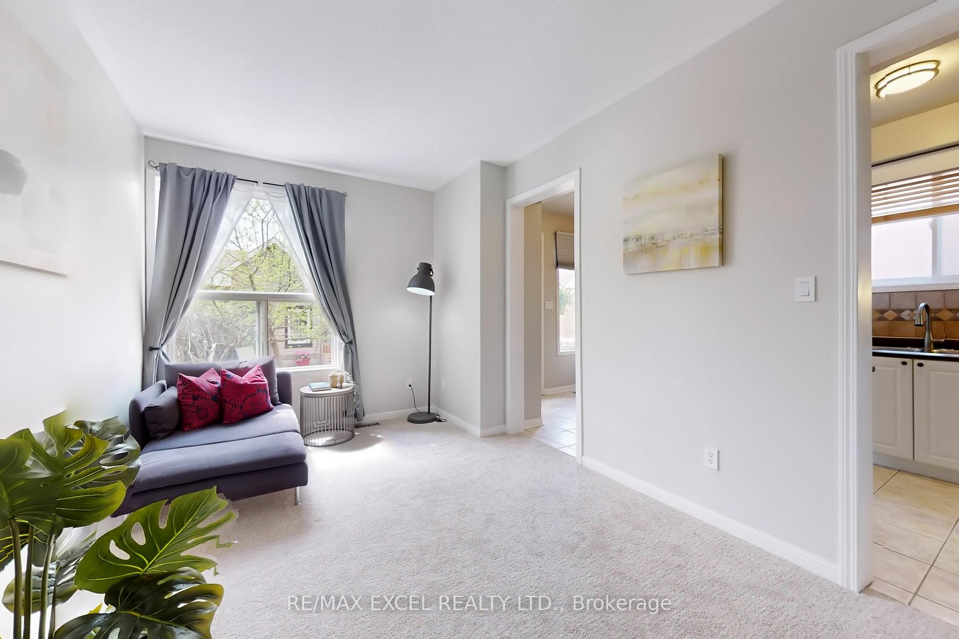 Photo 13 of 318 Country Glen Road, Markham, Cornell — HOMEH