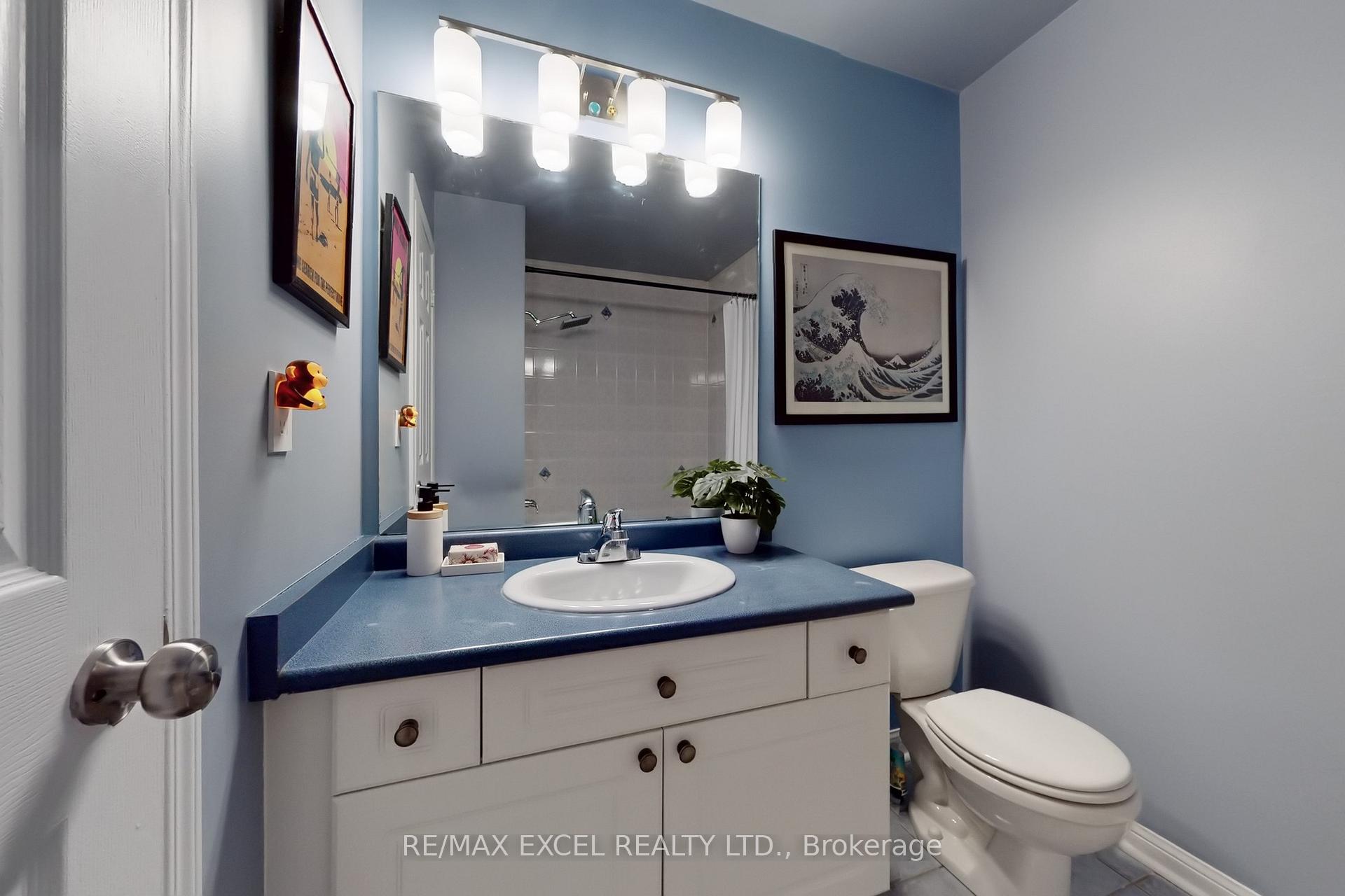 Photo 31 of 318 Country Glen Road, Markham, Cornell — HOMEH