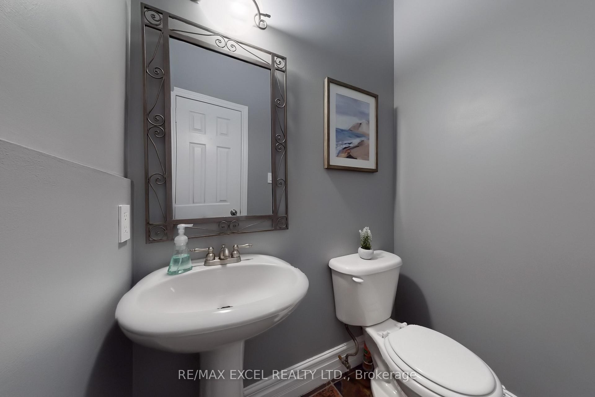 Photo 33 of 318 Country Glen Road, Markham, Cornell — HOMEH