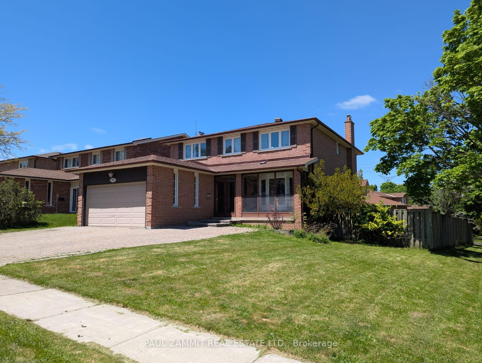 Photo 2 of 28 Sycamore Drive, Markham, Aileen-Willowbrook — HOMEH