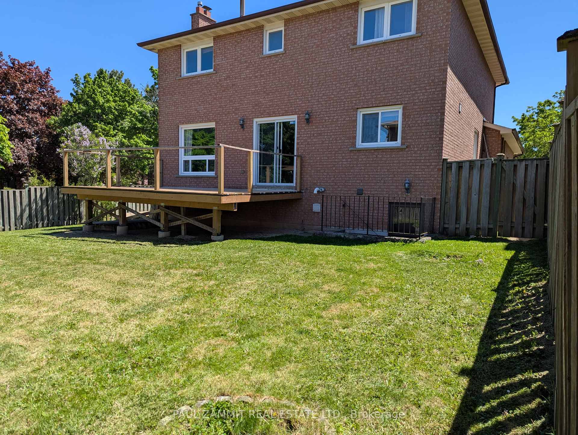 Photo 5 of 28 Sycamore Drive, Markham, Aileen-Willowbrook — HOMEH