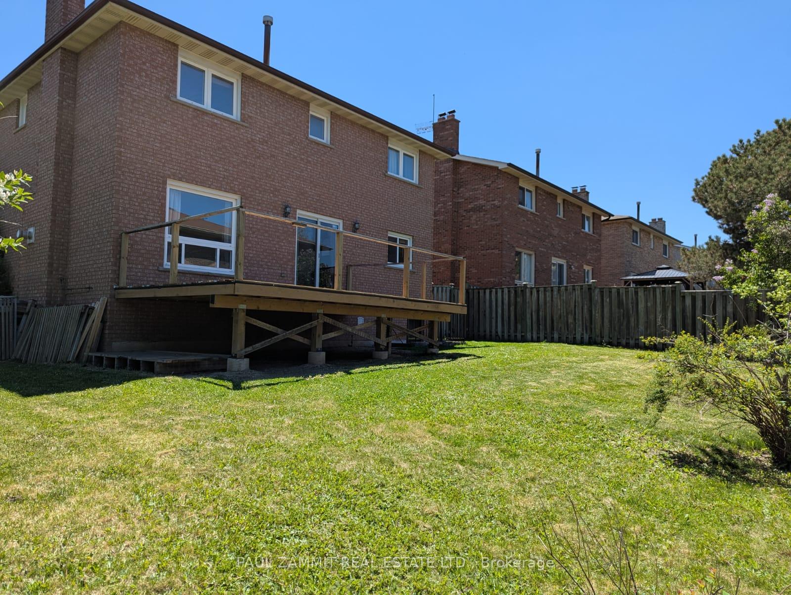 Photo 6 of 28 Sycamore Drive, Markham, Aileen-Willowbrook — HOMEH