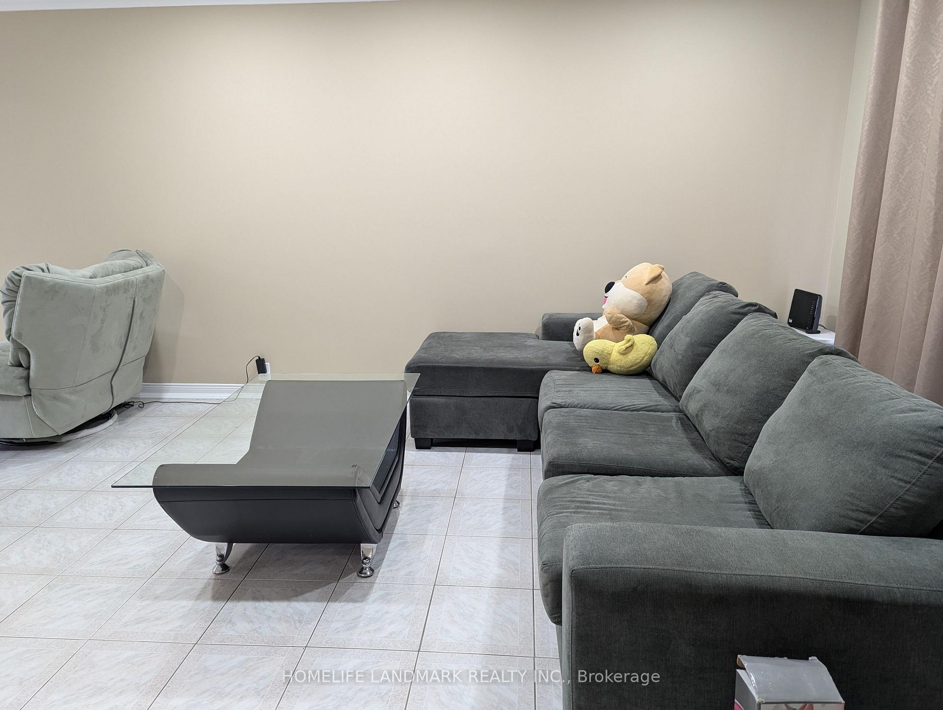 Photo 1 of 41 Mercer Crescent, Markham, Raymerville — HOMEH