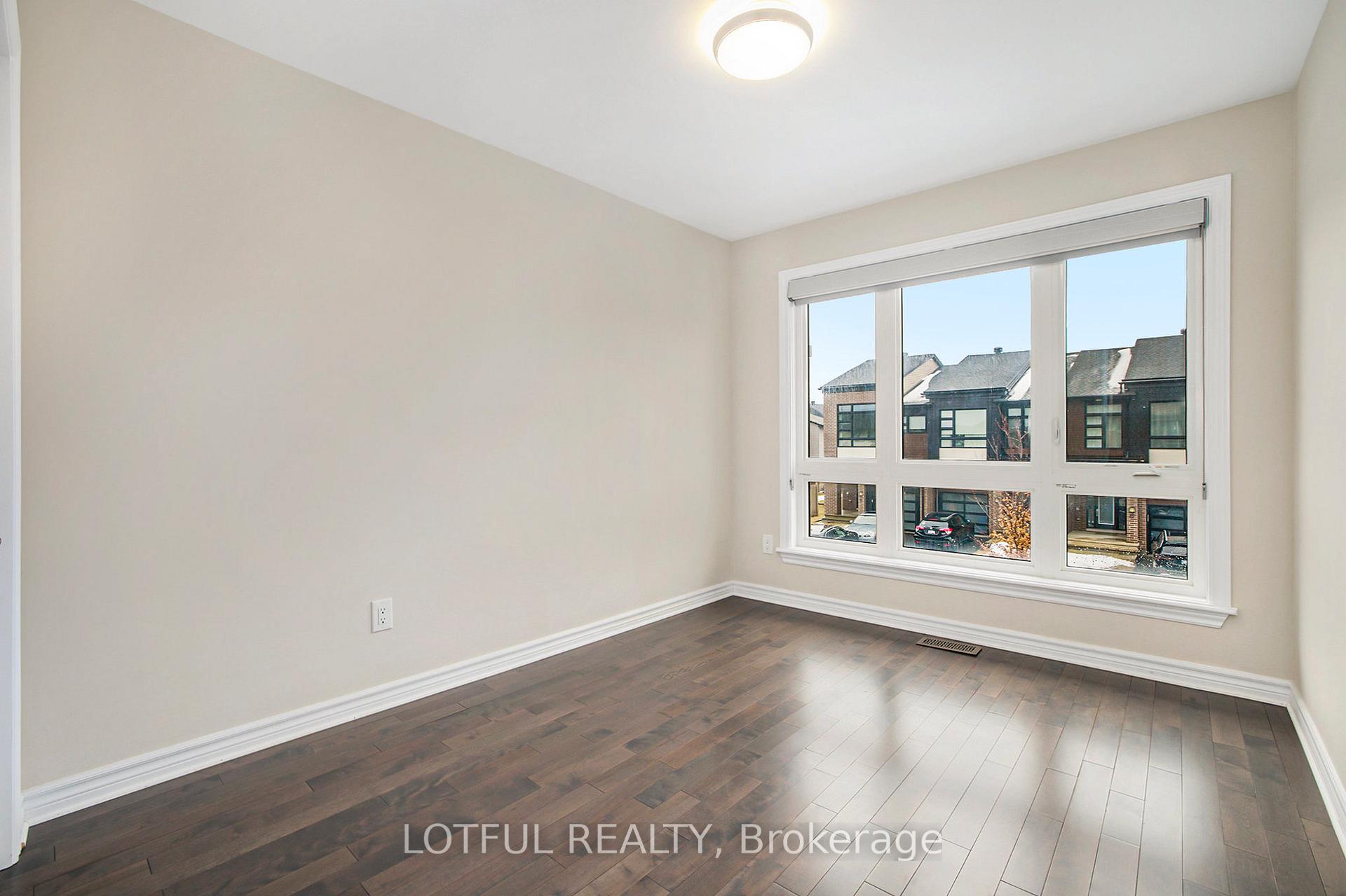 Photo 19 of 14 Plank Street, Ottawa, Kanata - Emerald Meadows/Trailwest — HOMEH