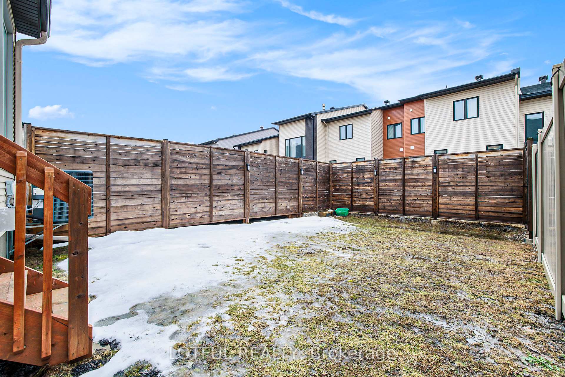 Photo 25 of 14 Plank Street, Ottawa, Kanata - Emerald Meadows/Trailwest — HOMEH