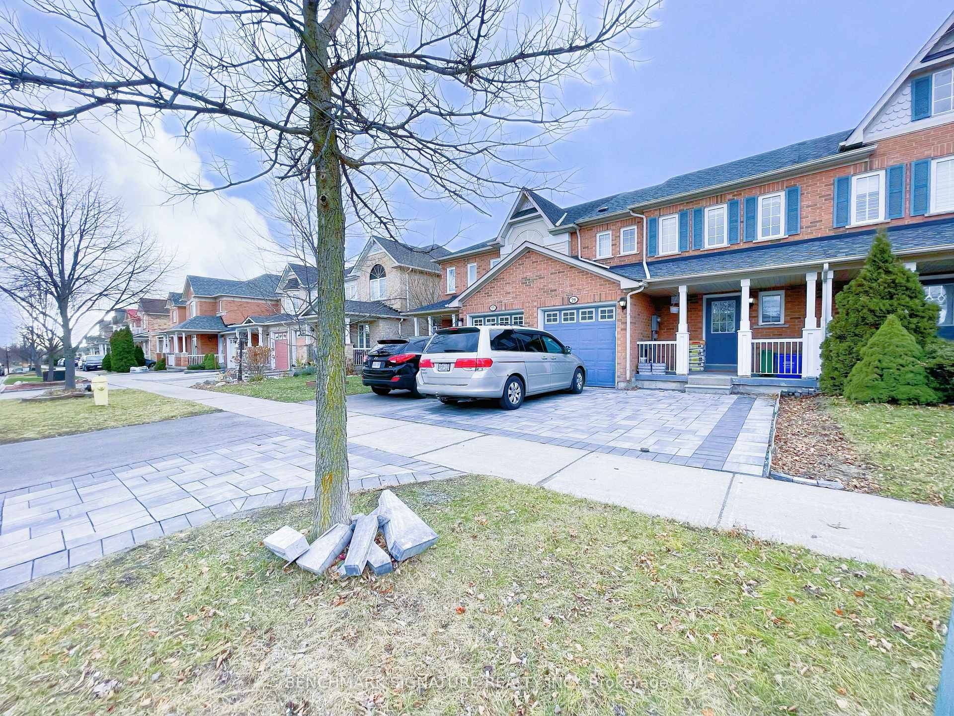 Photo 19 of 79 Maple Ridge Crescent, Markham, Greensborough — HOMEH