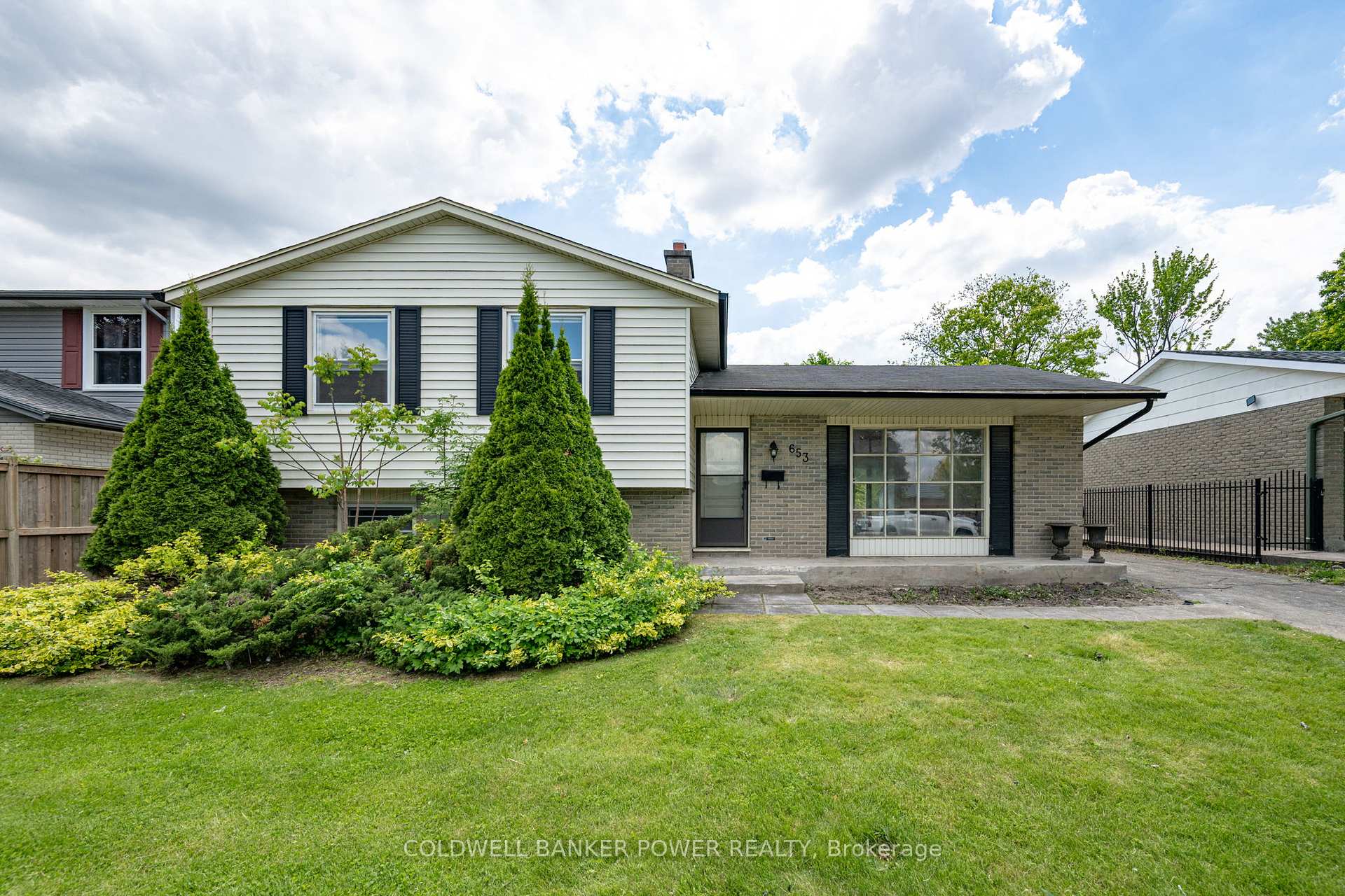 Front of 653 Steeplechase Drive
