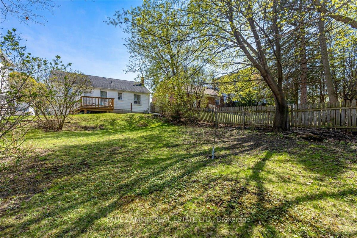 Photo 11 of 106 Highland Park Boulevard, Markham, Grandview — HOMEH