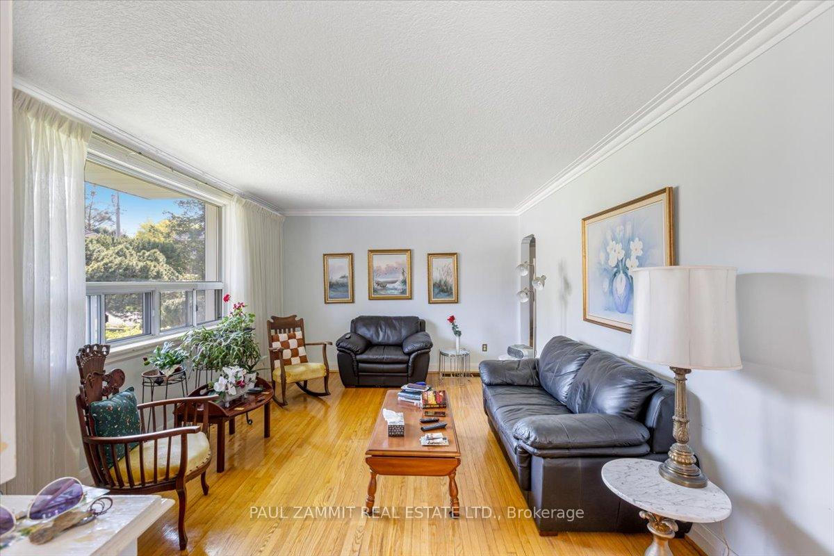 Photo 15 of 106 Highland Park Boulevard, Markham, Grandview — HOMEH