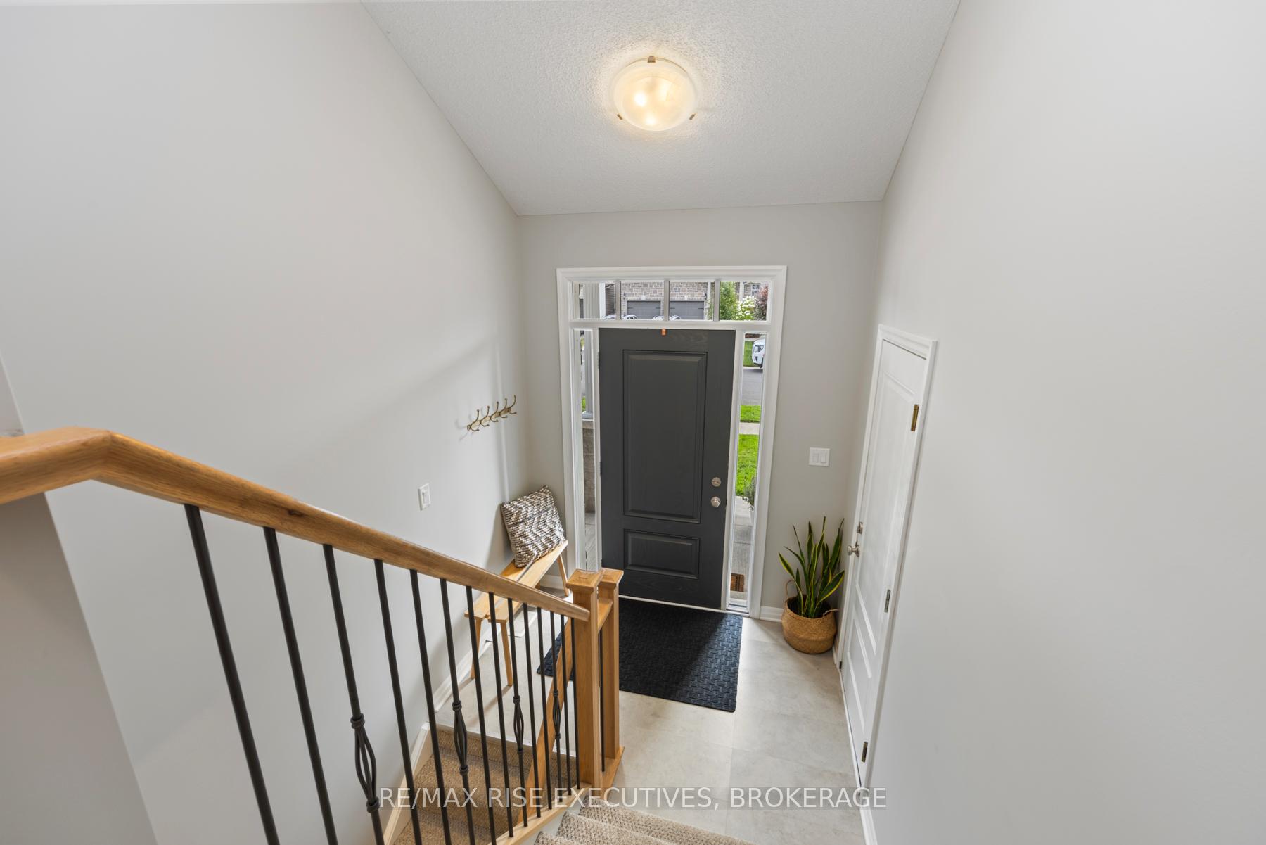 Photo 4 of 941 Edward Riley Drive, Kingston, City Northwest — HOMEH