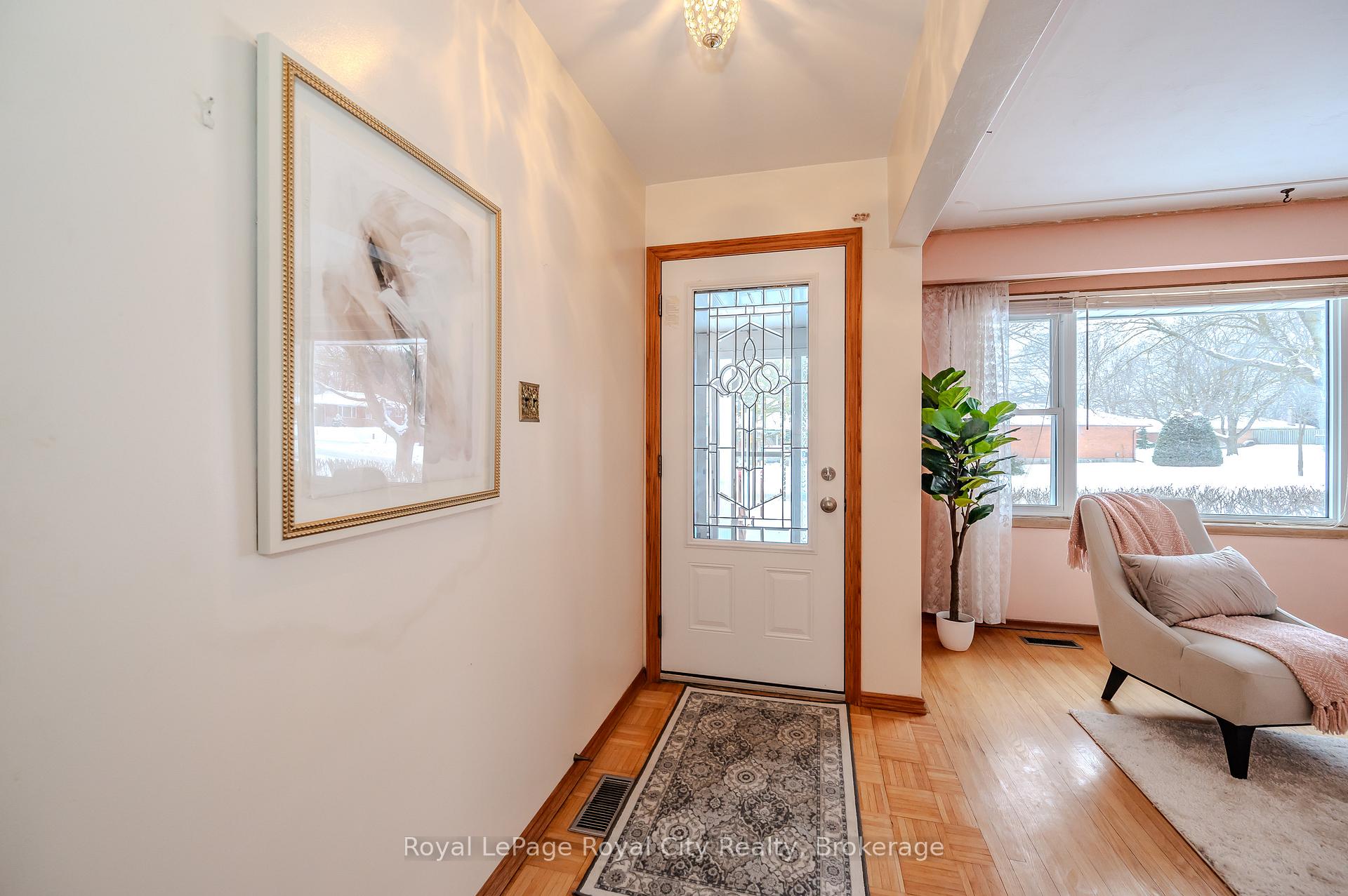 Photo 5 of 100 Boniface Avenue, Kitchener — HOMEH