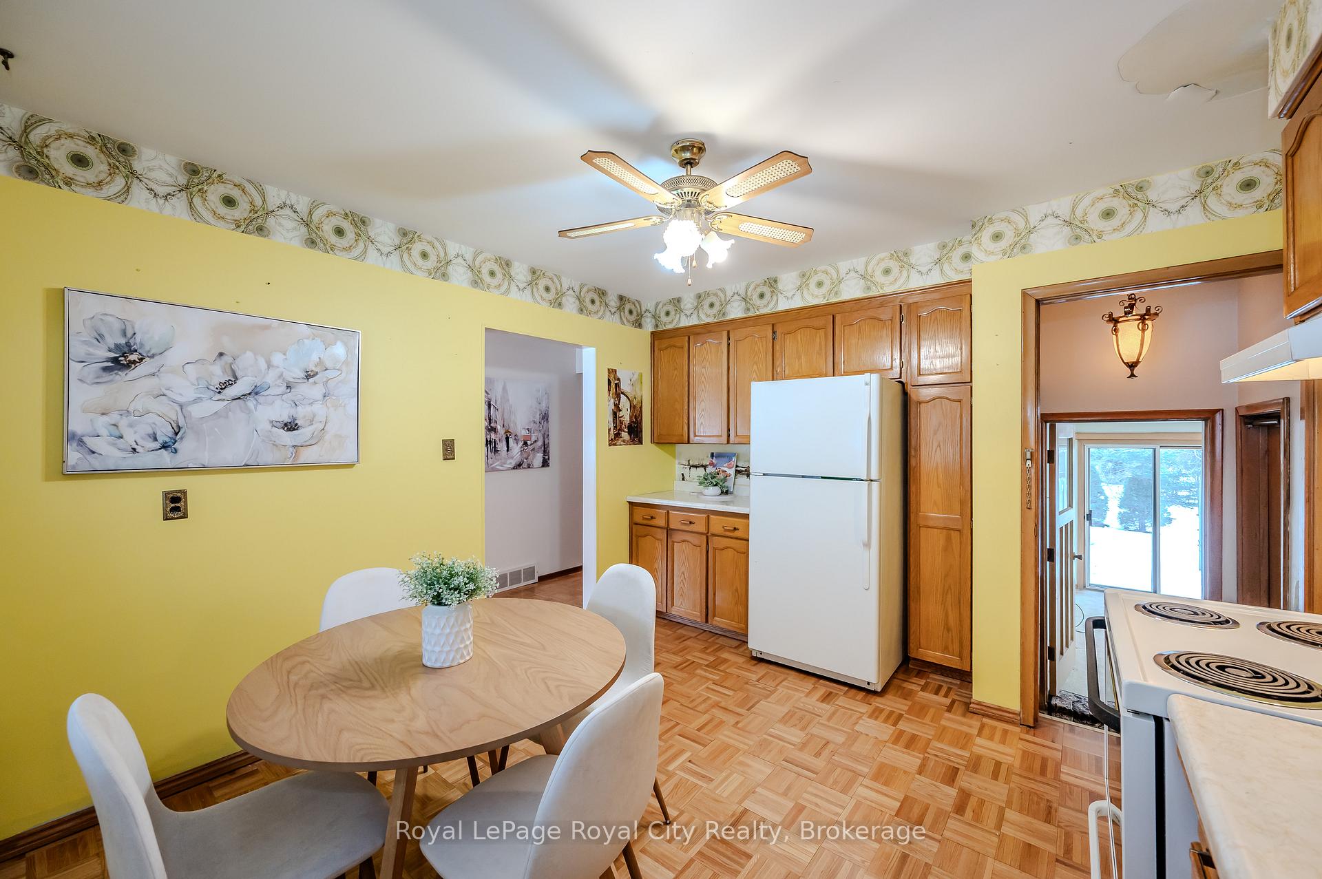 Photo 12 of 100 Boniface Avenue, Kitchener — HOMEH