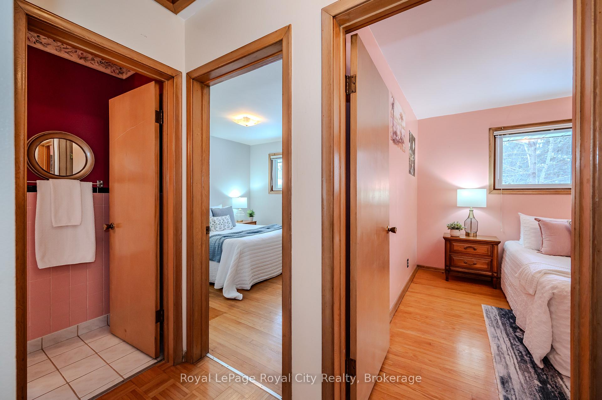 Photo 14 of 100 Boniface Avenue, Kitchener — HOMEH