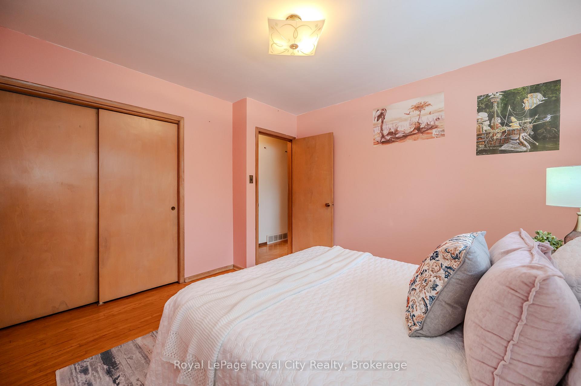 Photo 16 of 100 Boniface Avenue, Kitchener — HOMEH