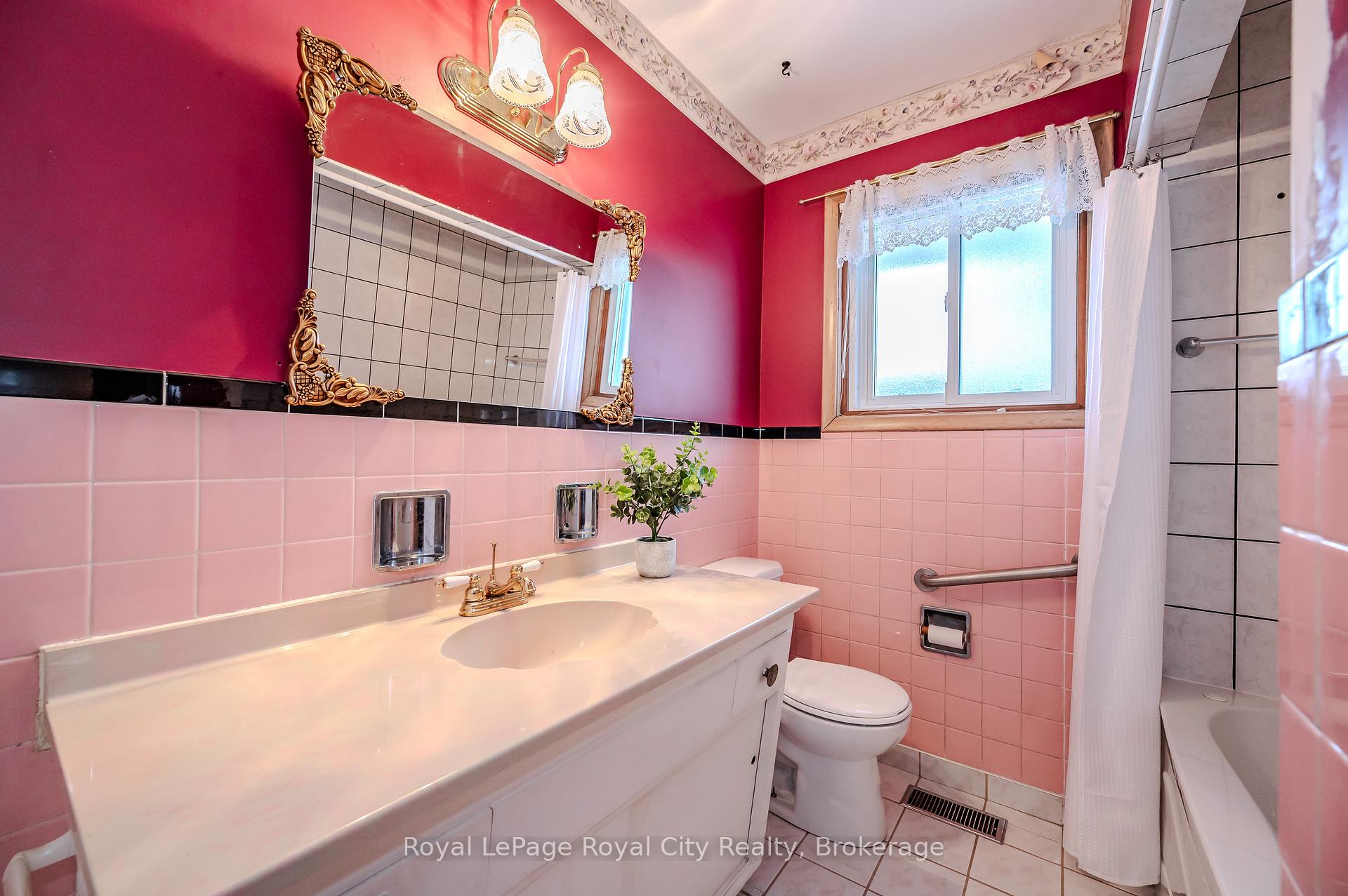 Photo 17 of 100 Boniface Avenue, Kitchener — HOMEH