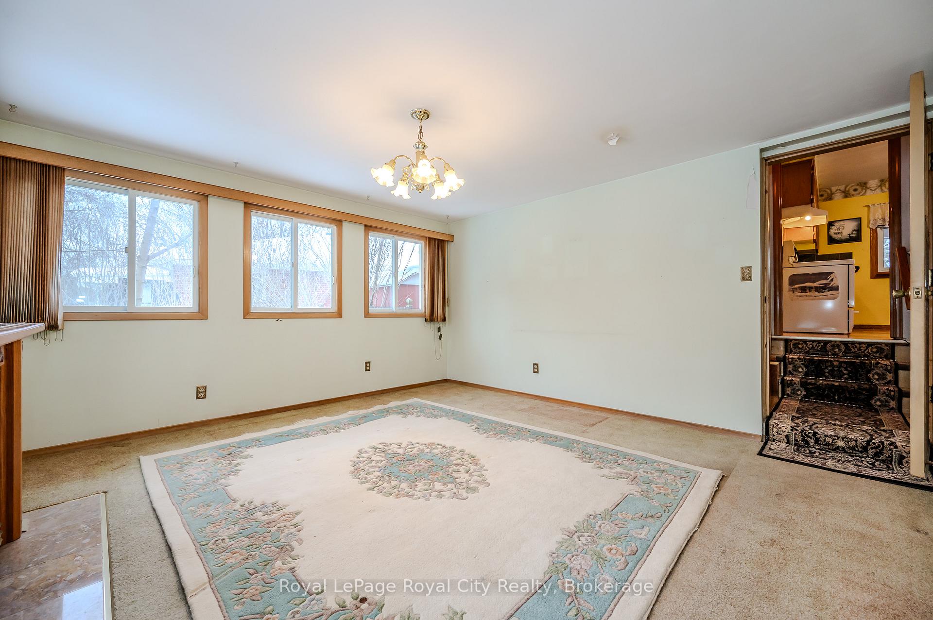 Photo 22 of 100 Boniface Avenue, Kitchener — HOMEH
