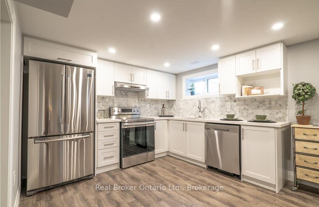 Photo 1 of Unit Lower Unit, 832 Brucedale Avenue E, Hamilton, Sunninghill — HOMEH